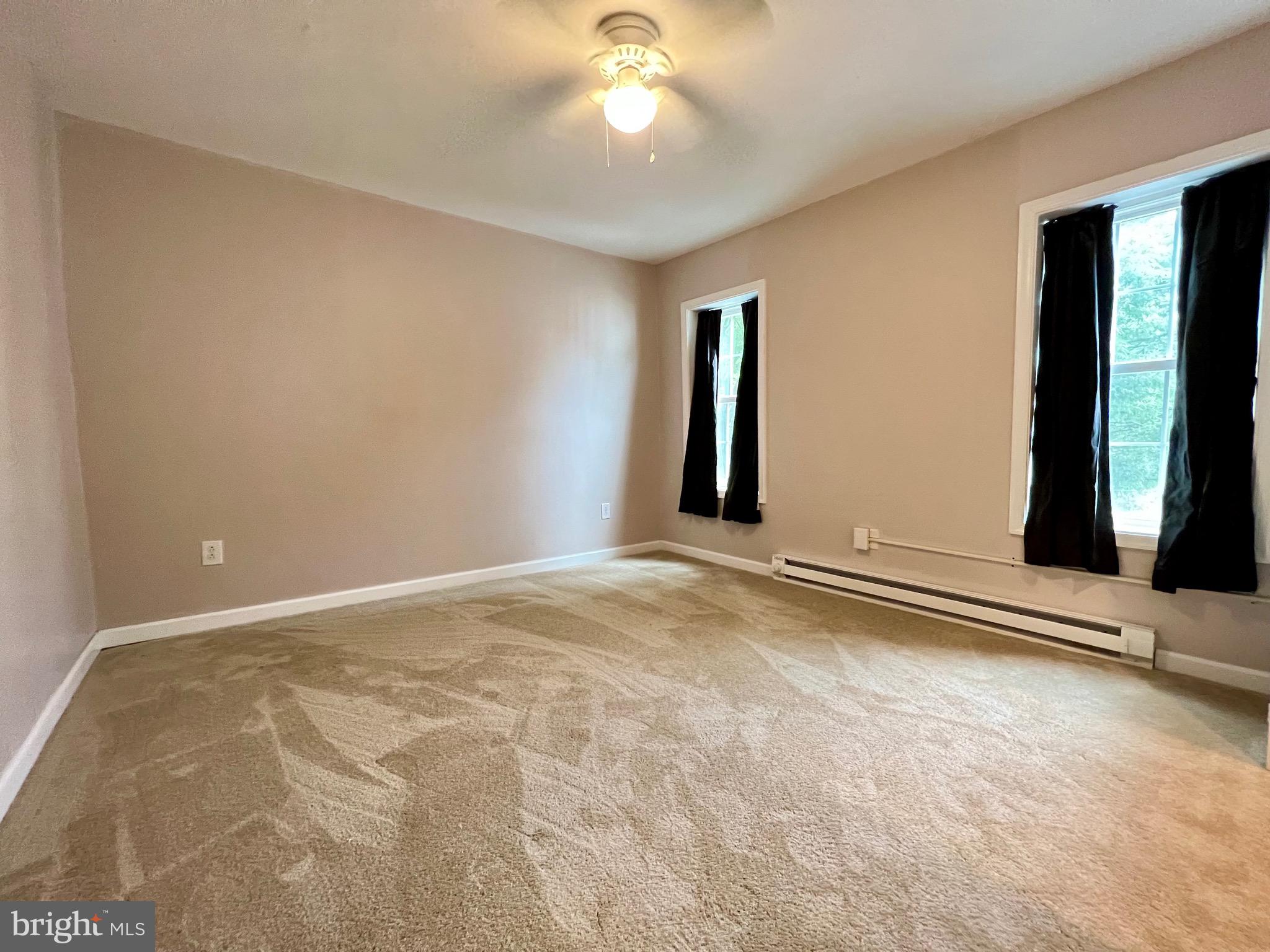 SOUTHEAST LANCASTER - Residential