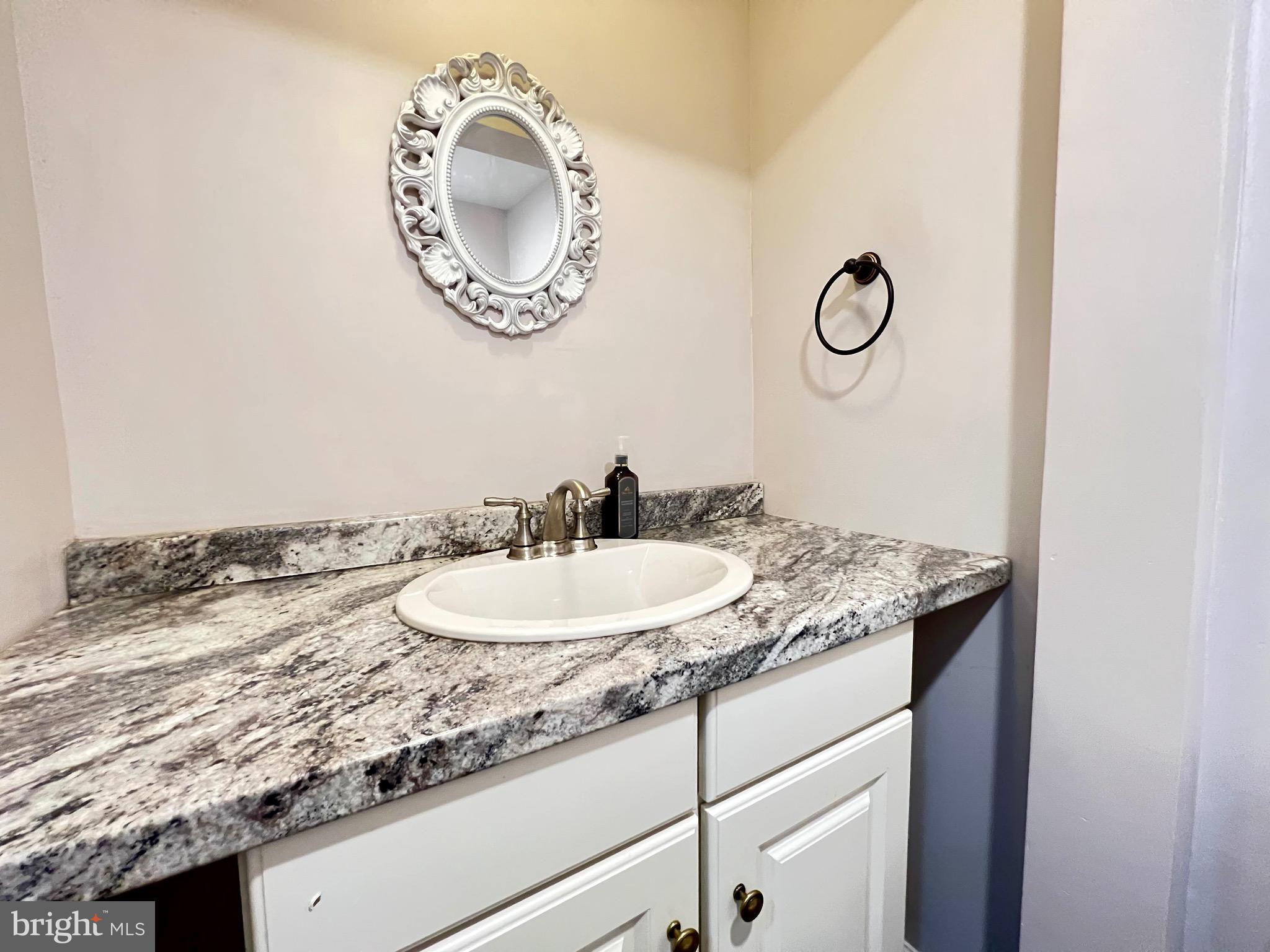 SOUTHEAST LANCASTER - Residential