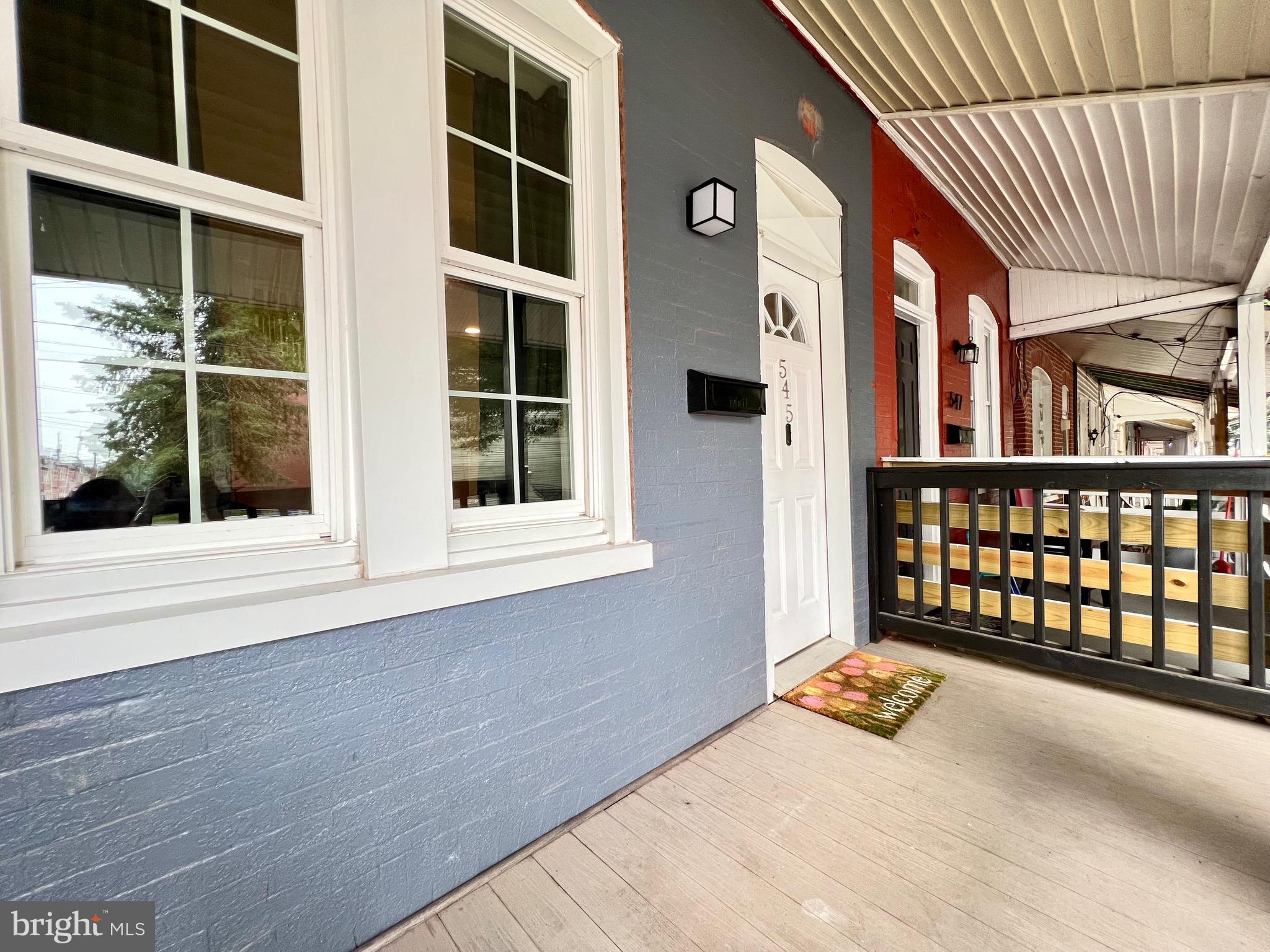 SOUTHEAST LANCASTER - Residential