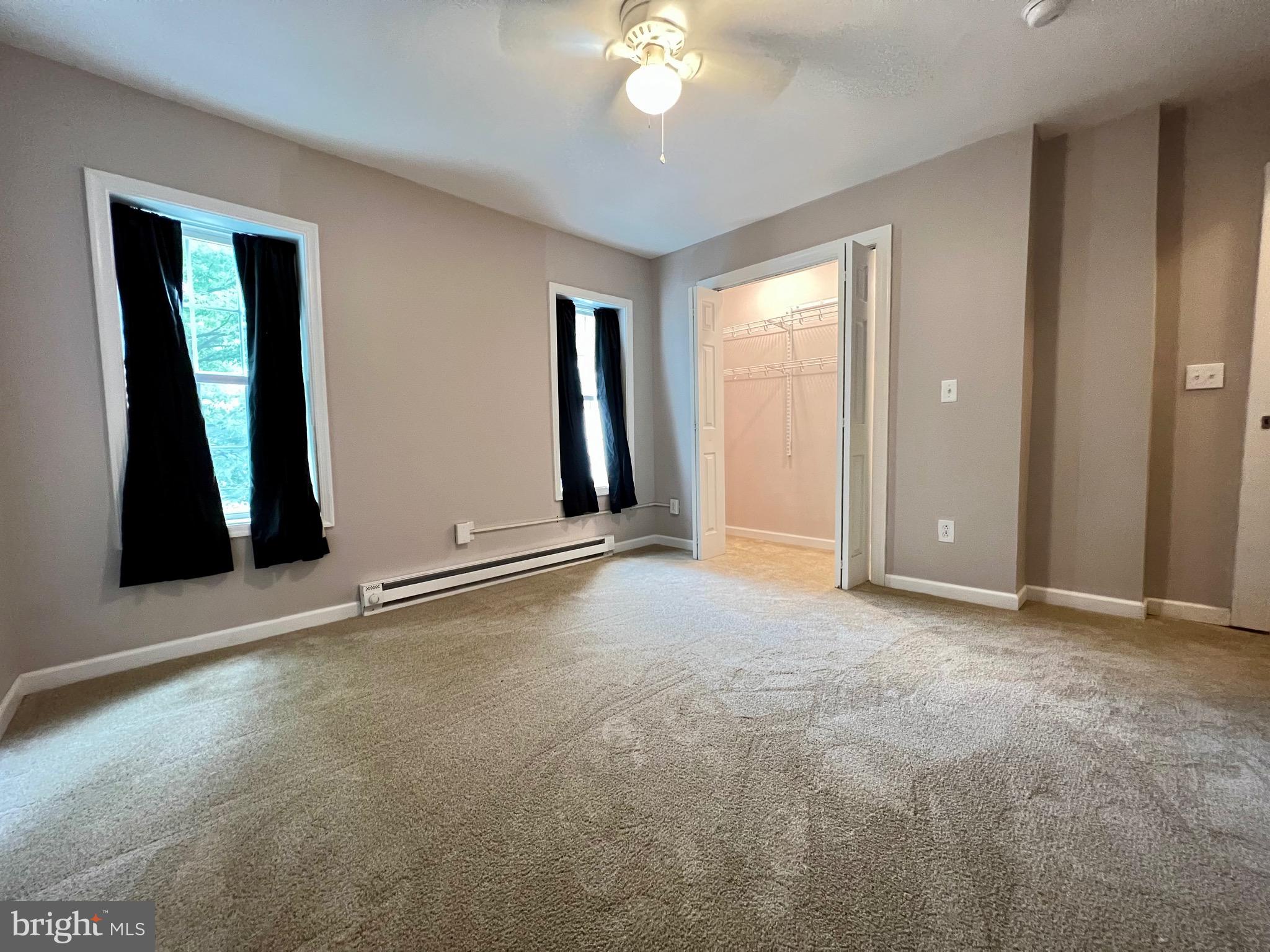 SOUTHEAST LANCASTER - Residential