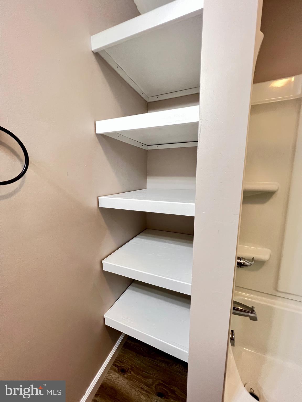 SOUTHEAST LANCASTER - Residential