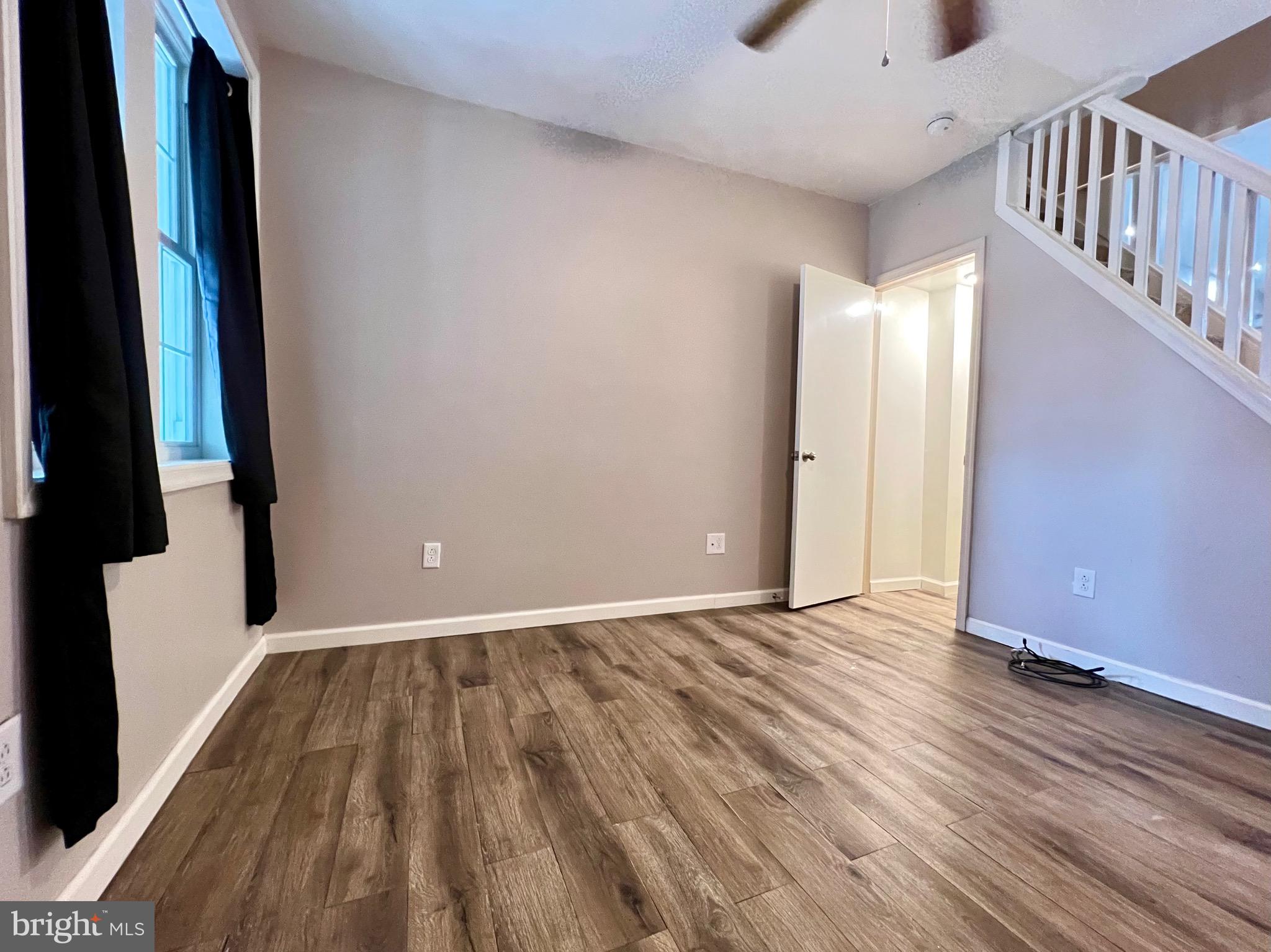 SOUTHEAST LANCASTER - Residential