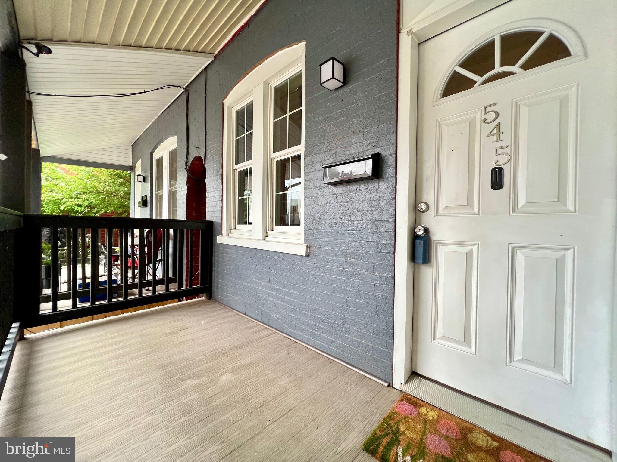 SOUTHEAST LANCASTER - Residential