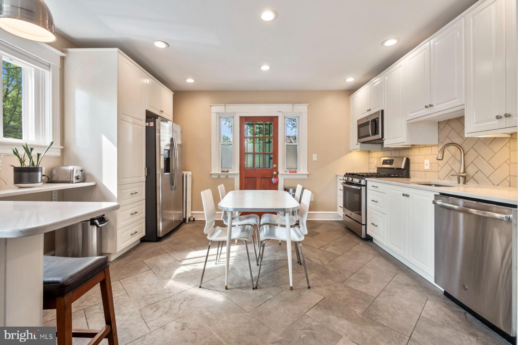 GERMANTOWN (WEST) - Residential