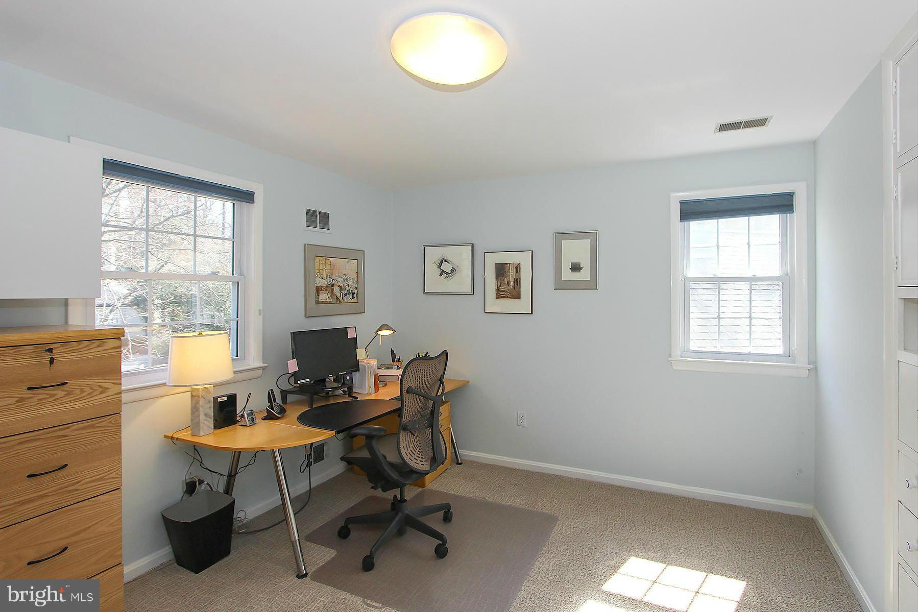 LYBROOK - Residential