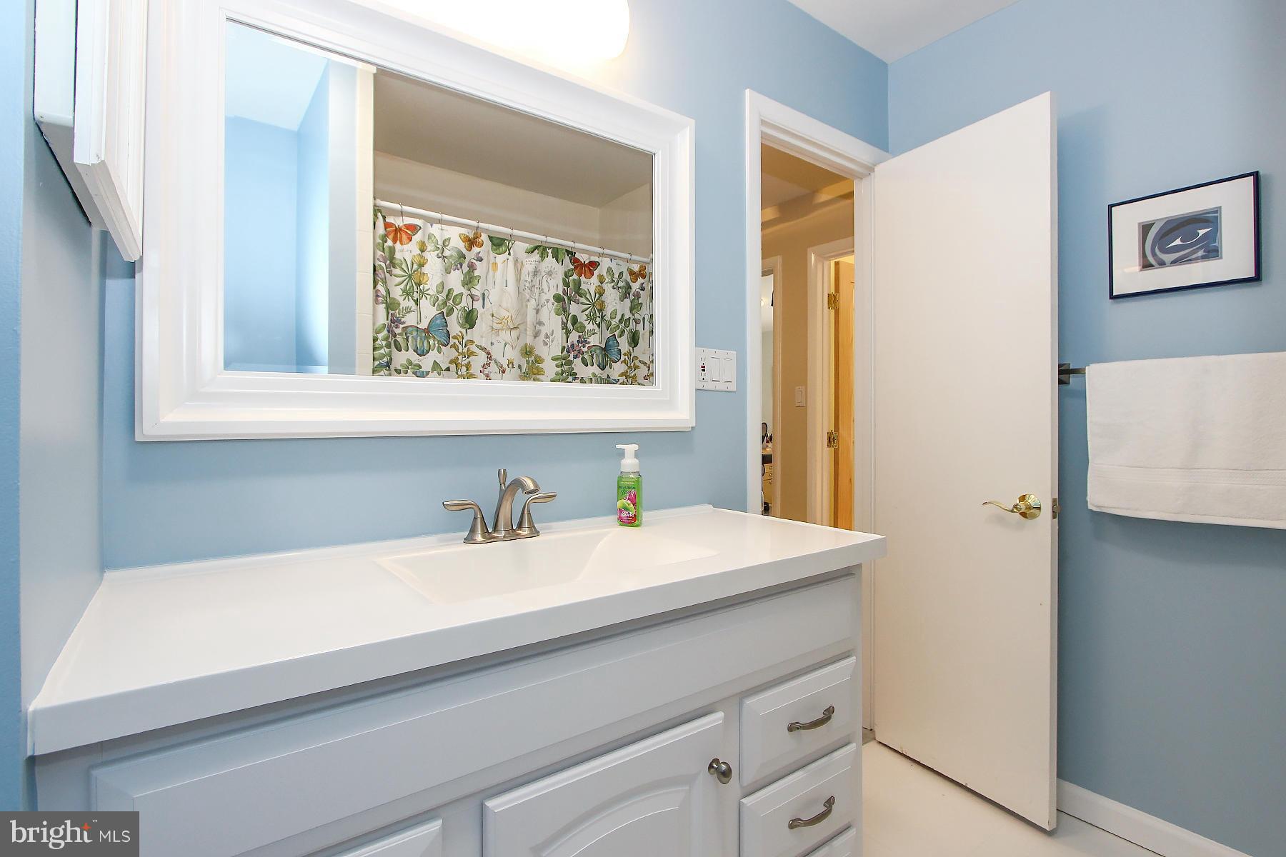 LYBROOK - Residential