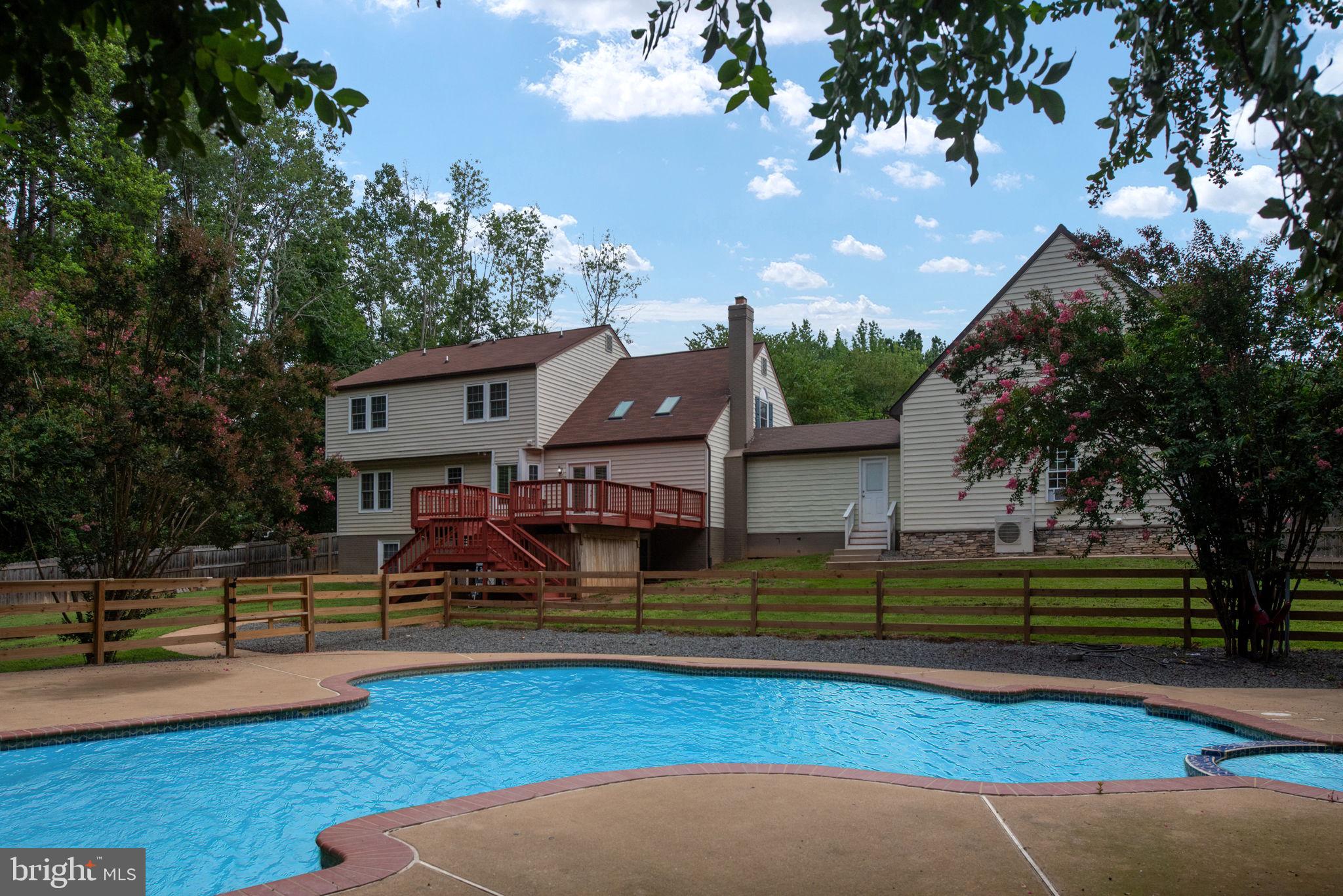 BLAKE FARM - Residential