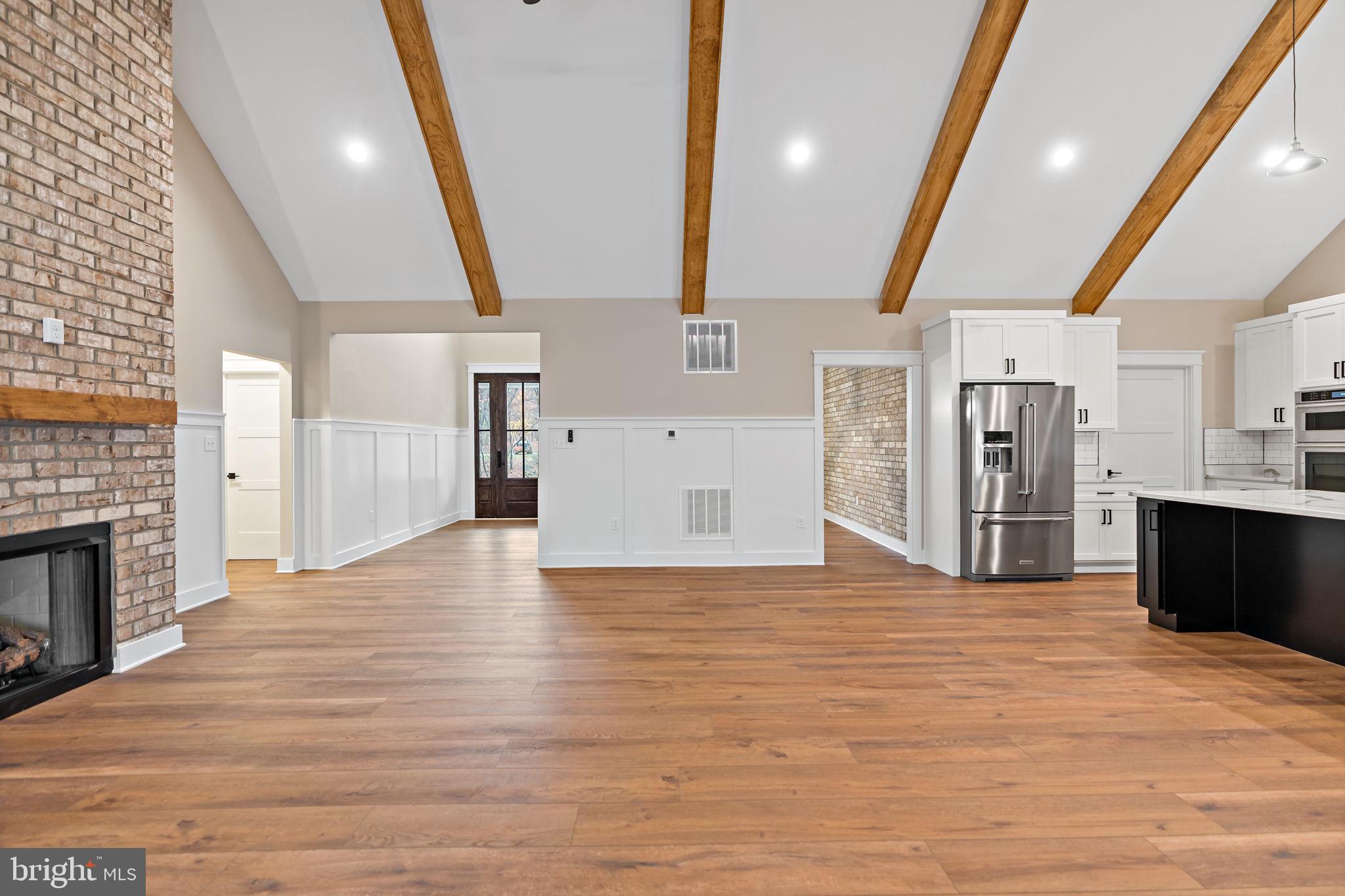 MISSION RIDGE - Residential