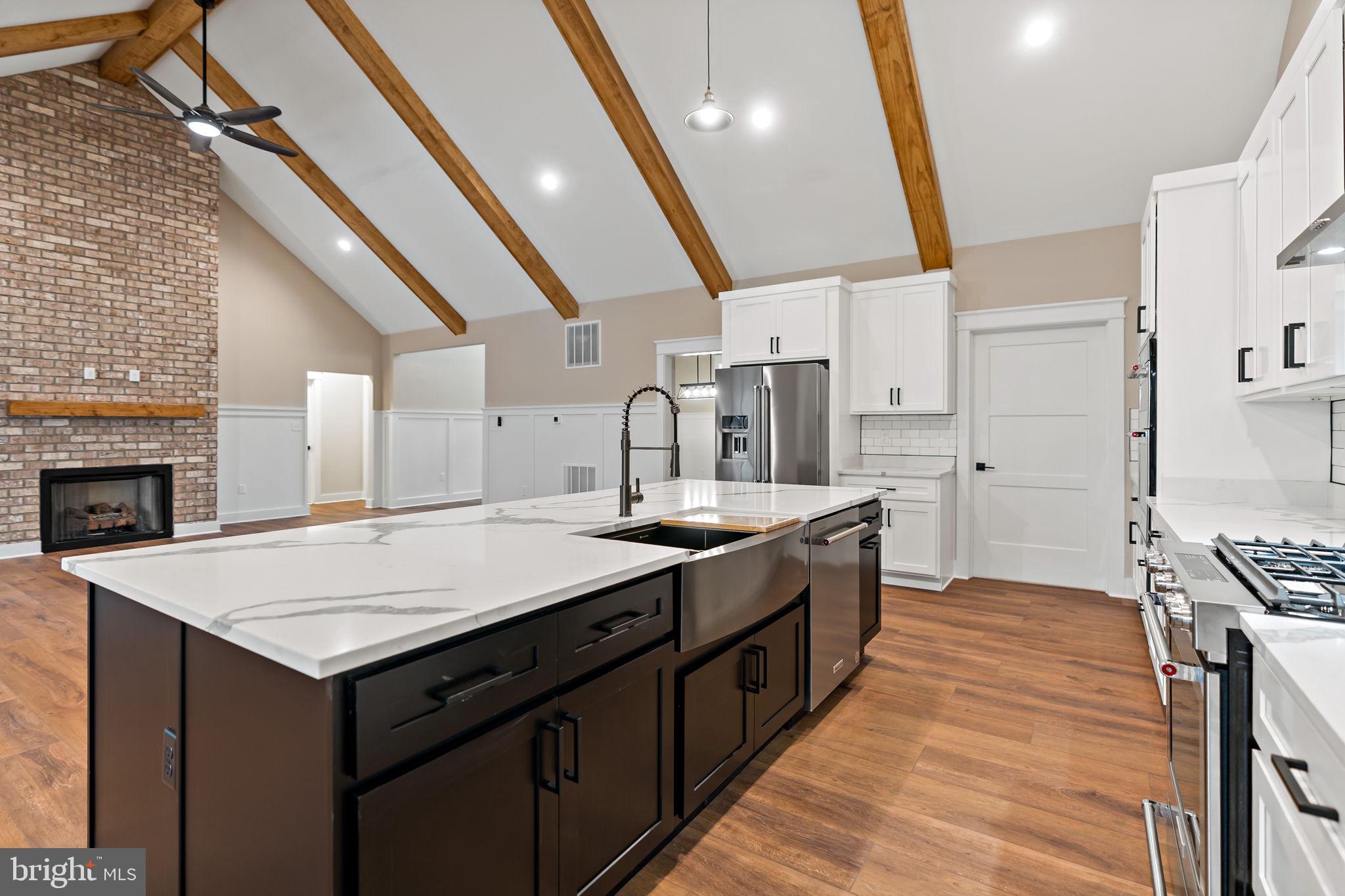 MISSION RIDGE - Residential