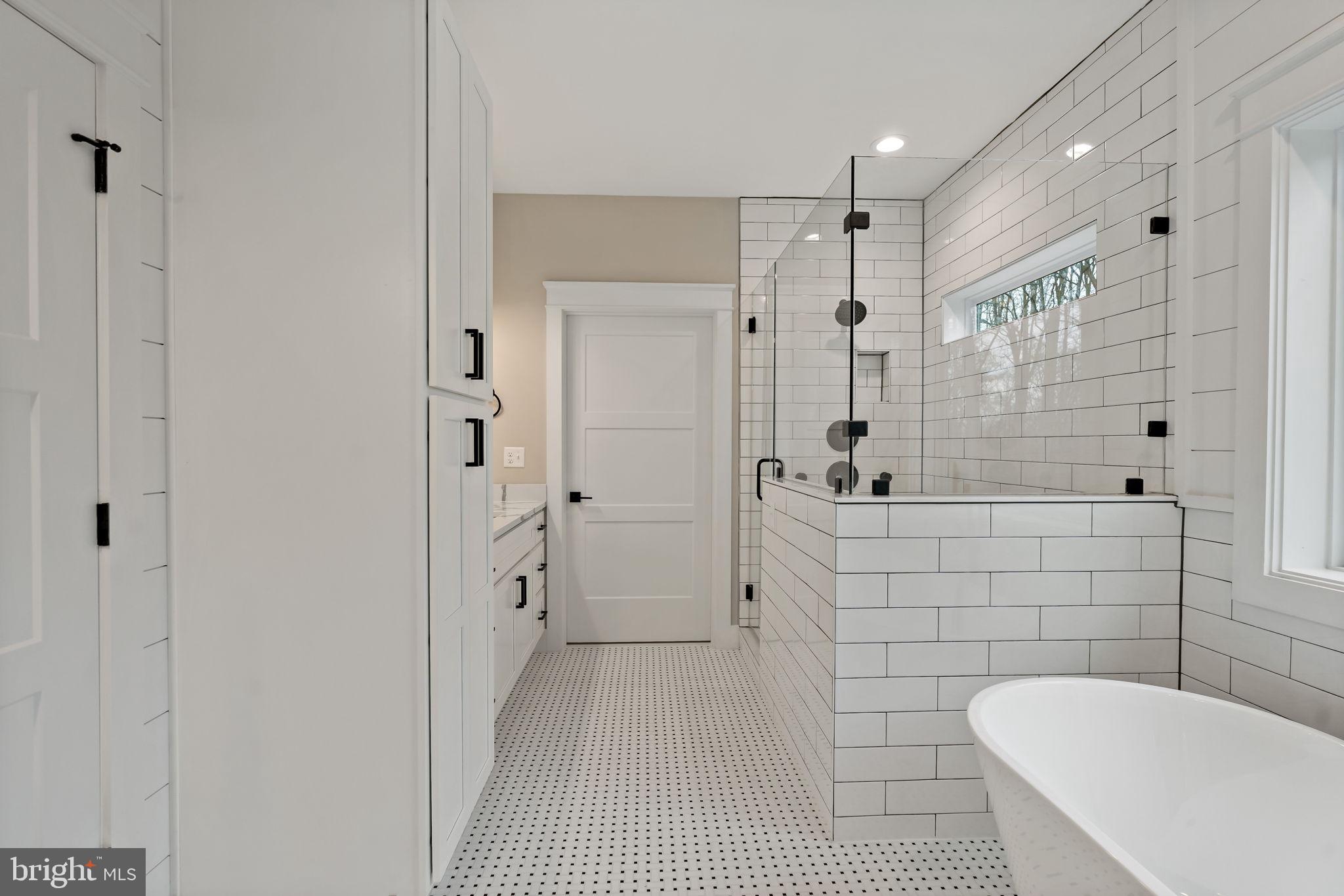 MISSION RIDGE - Residential