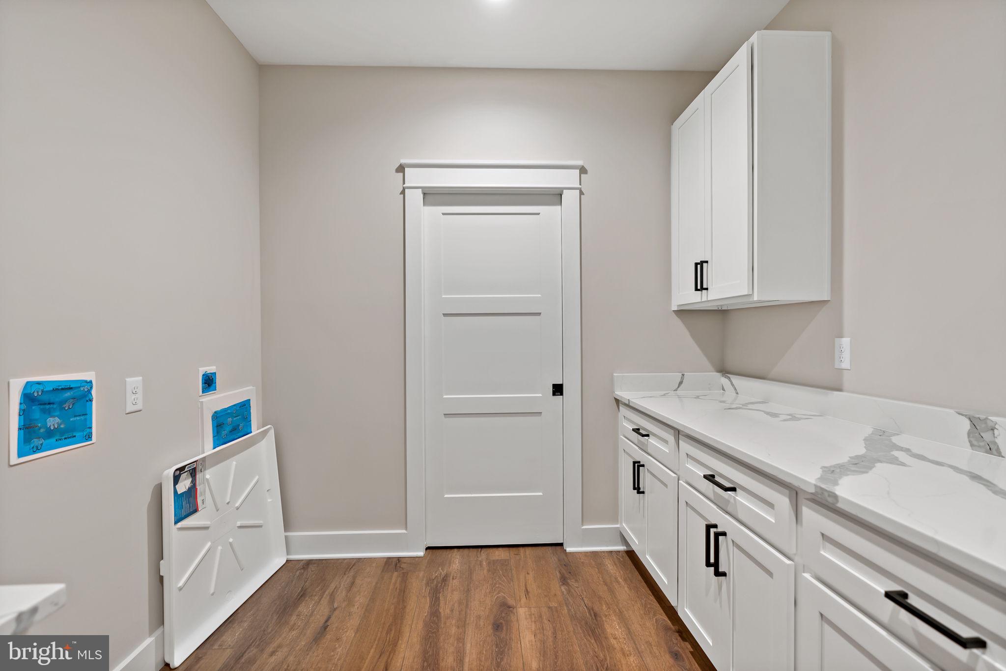 MISSION RIDGE - Residential