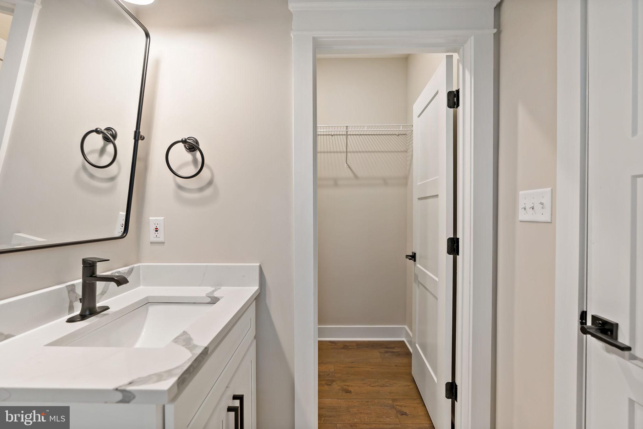 MISSION RIDGE - Residential