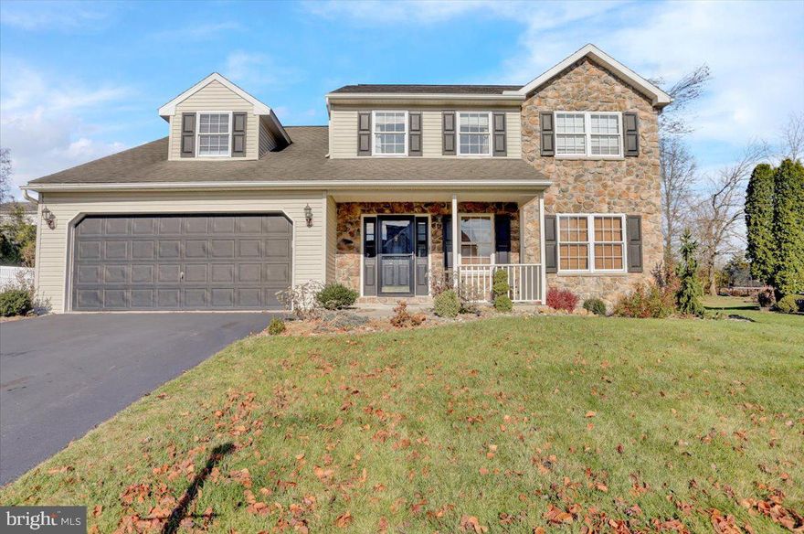 Don't miss out on this great 4 bedroom two story located on a cul-de-sac street in Victoria Hill community. This beauty sits on a .36 acre lot in Daniel Boone Schools. The main floor offers a large formal living room, formal dining room, nice kitchen with breakfast area, half bath and family room that features a gas fireplace. Upstairs you will find 4 bedrooms and 2 baths plus very convenient laundry room. The primary bedroom suite boasts a vaulted ceiling, a sitting area, walk-in closet and full bath. There are 3 additional bedrooms (2 that have a WIC) with new ceiling fans plus 2nd full bathroom. Expanding your living area is the finished basement that includes a kitchenette, half bath and spacious rec room. Crown molding throughout the first floor adds to the charm of this home. Relax and entertain on the large rear deck overlooking the level fenced in yard. This home is conveniently located close to major roads. Call for more info.