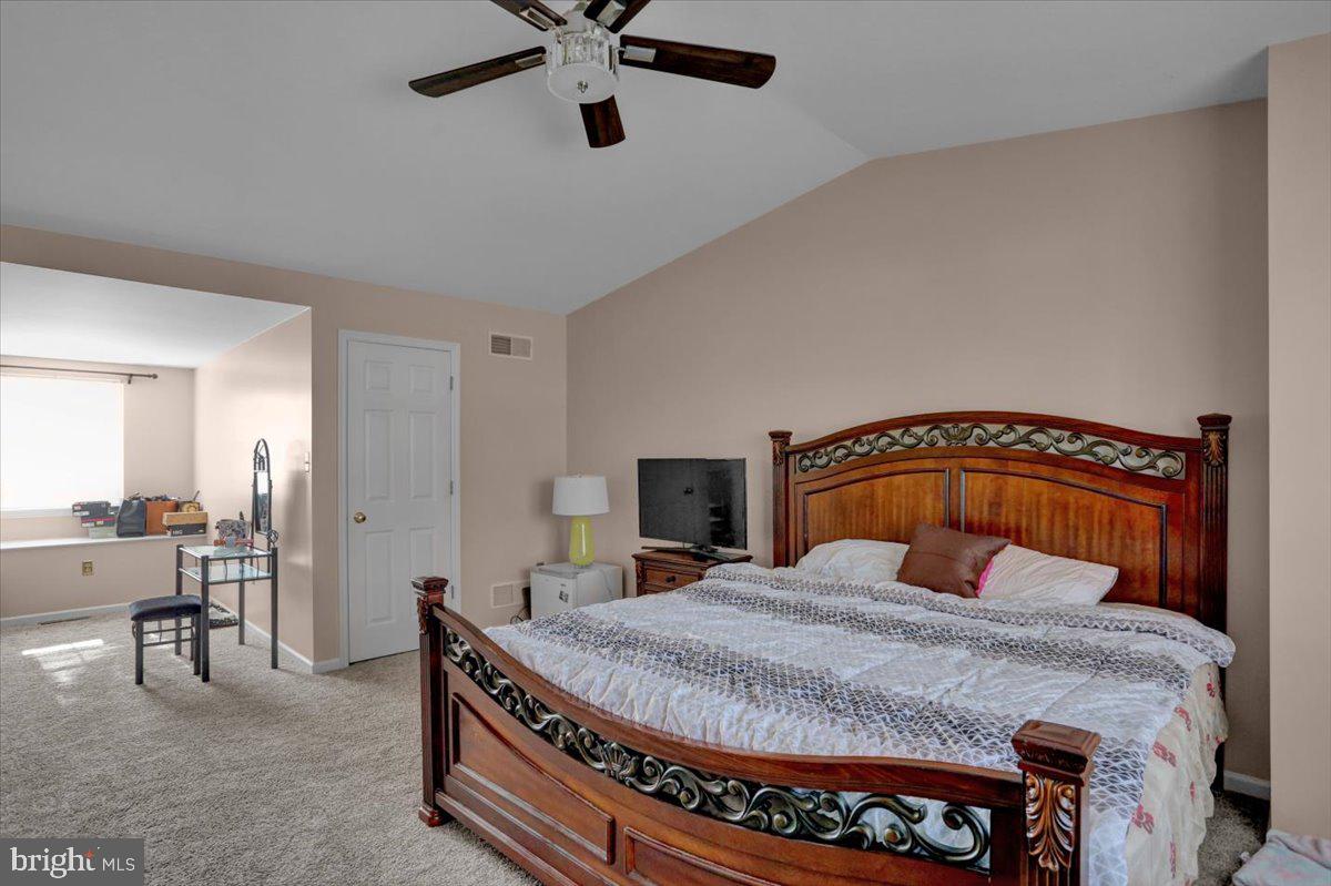 VICTORIA HILL - Residential