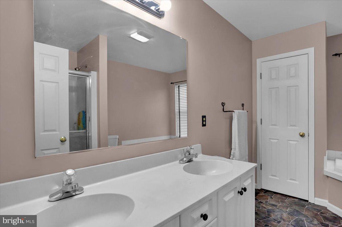 VICTORIA HILL - Residential