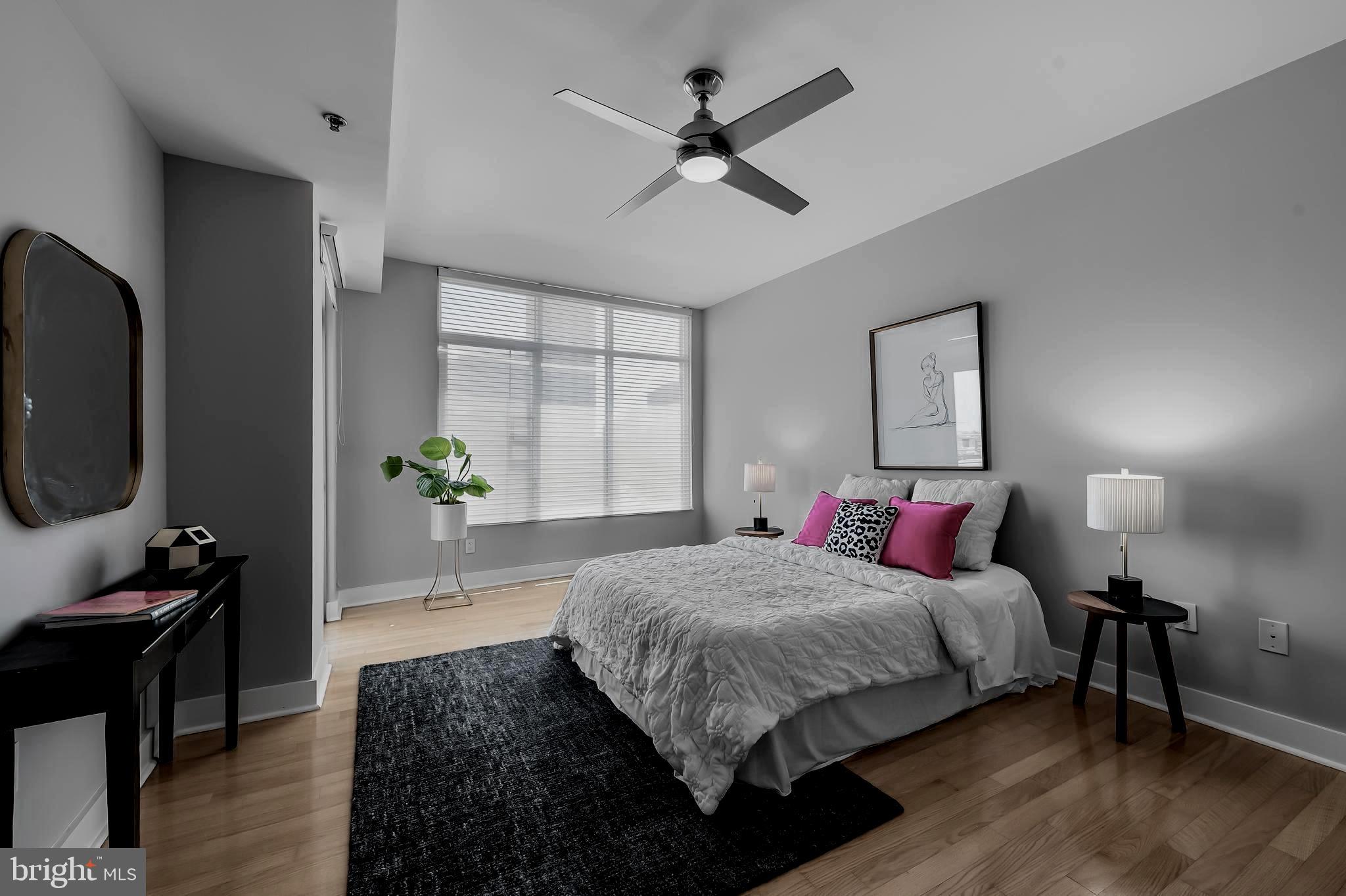 HARBOR EAST - Residential