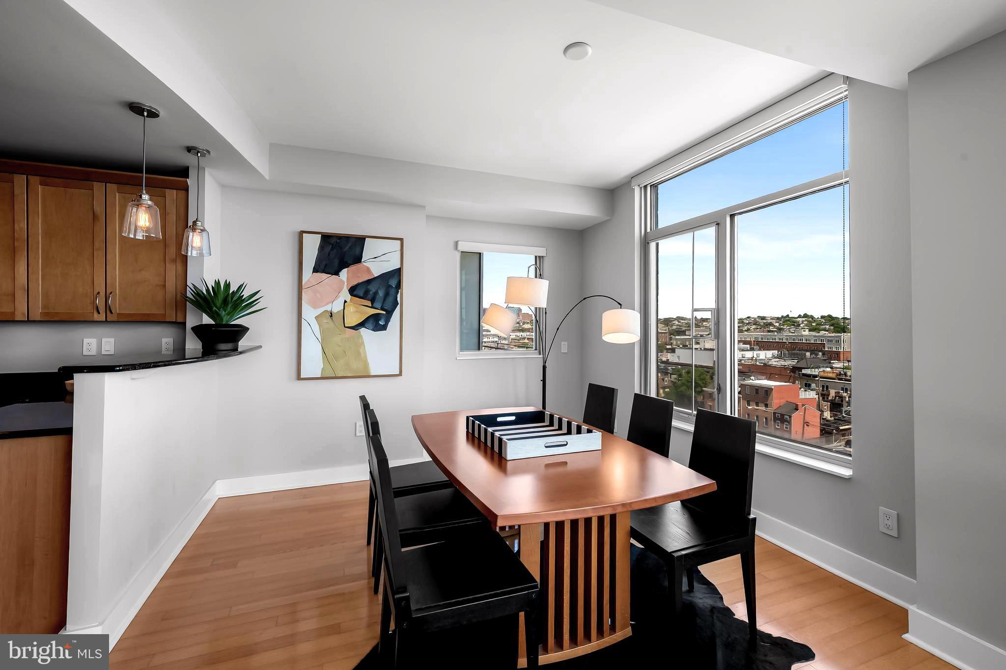 HARBOR EAST - Residential
