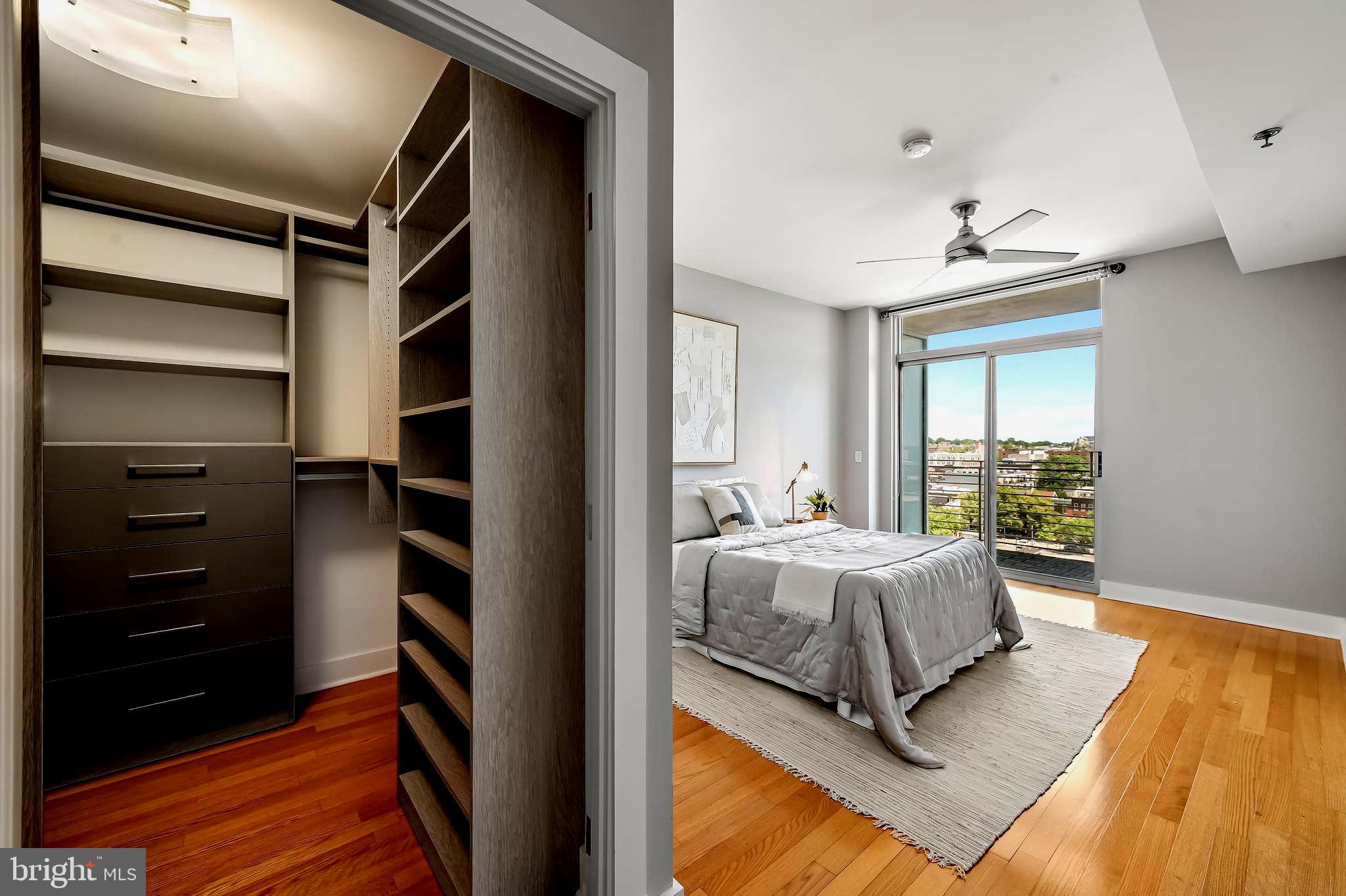HARBOR EAST - Residential