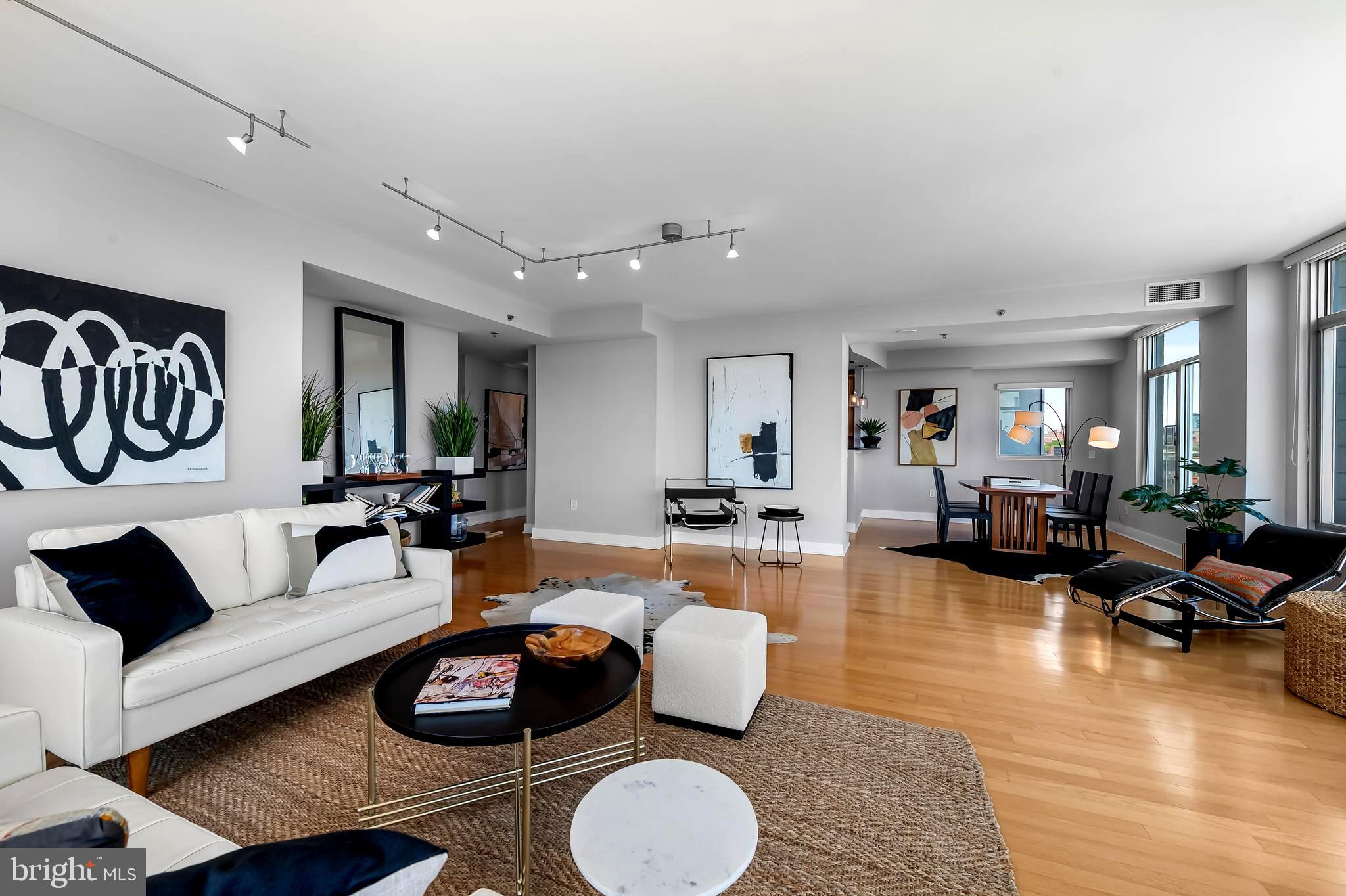 HARBOR EAST - Residential