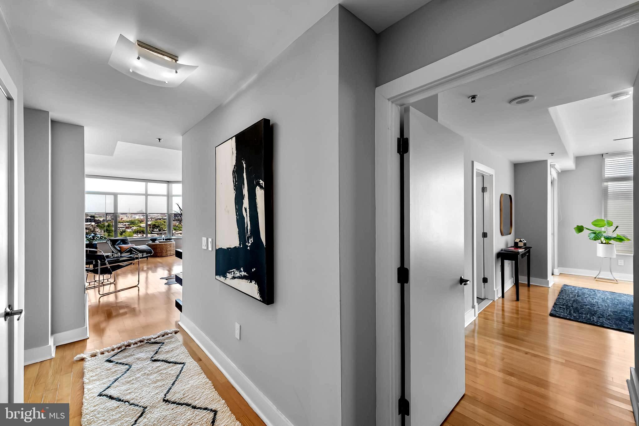 HARBOR EAST - Residential