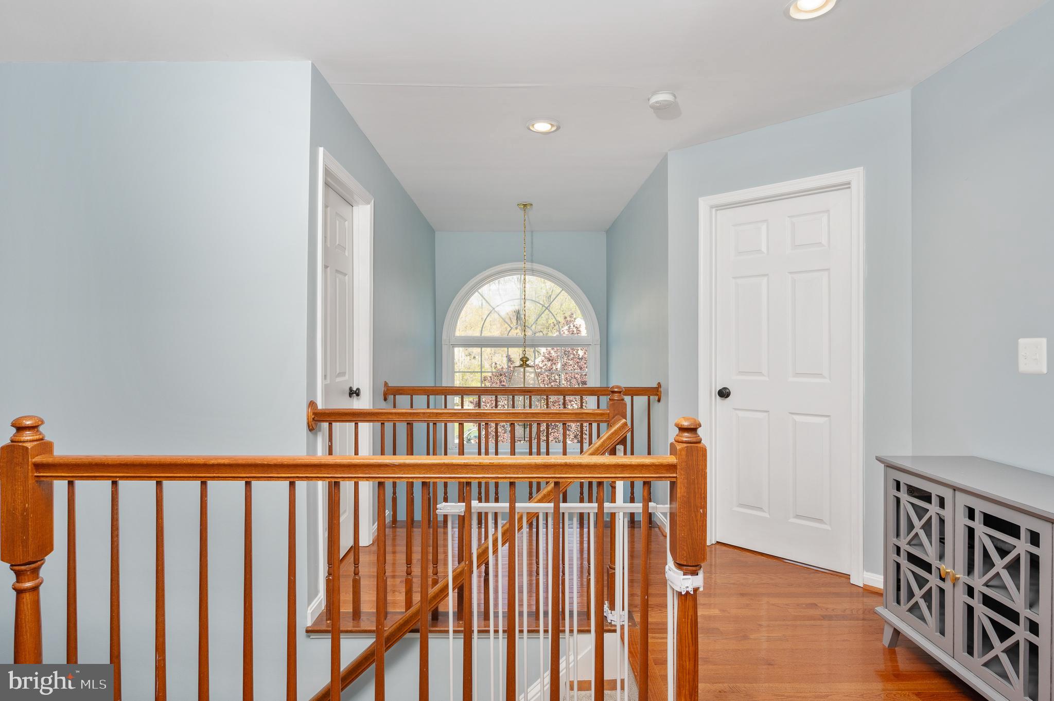 EDGEWOOD - Residential