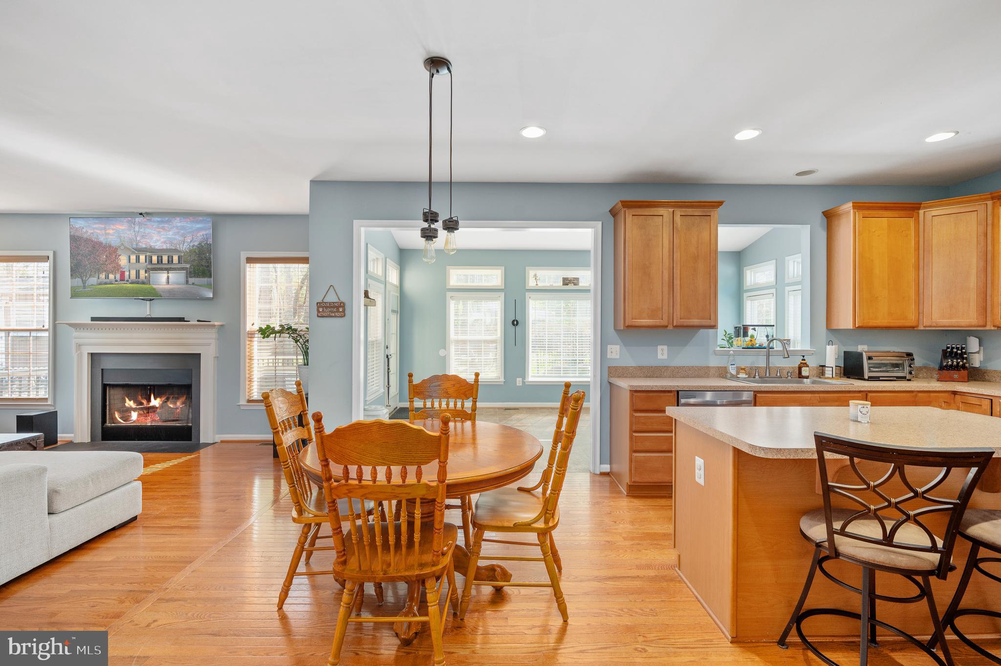 EDGEWOOD - Residential