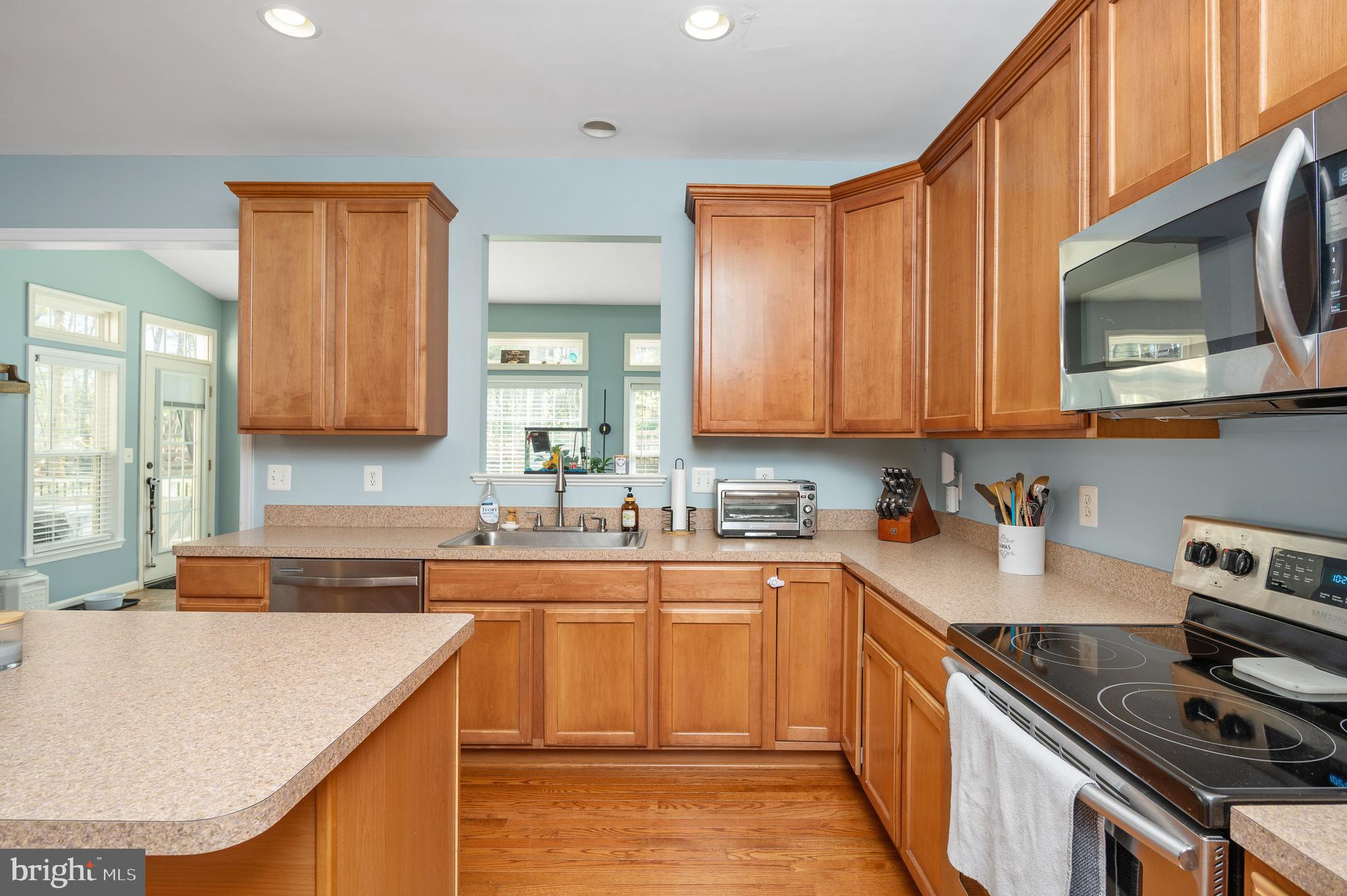 EDGEWOOD - Residential