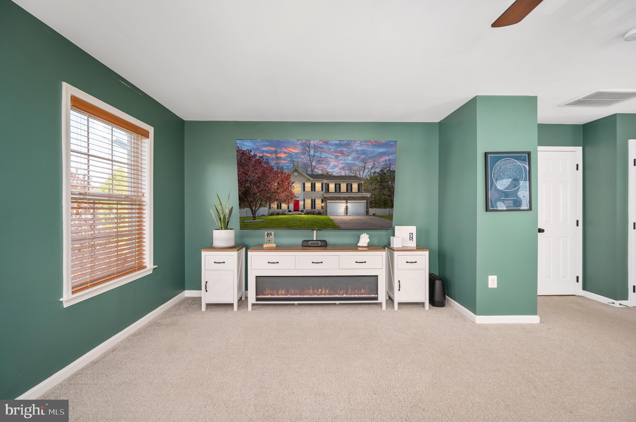 EDGEWOOD - Residential