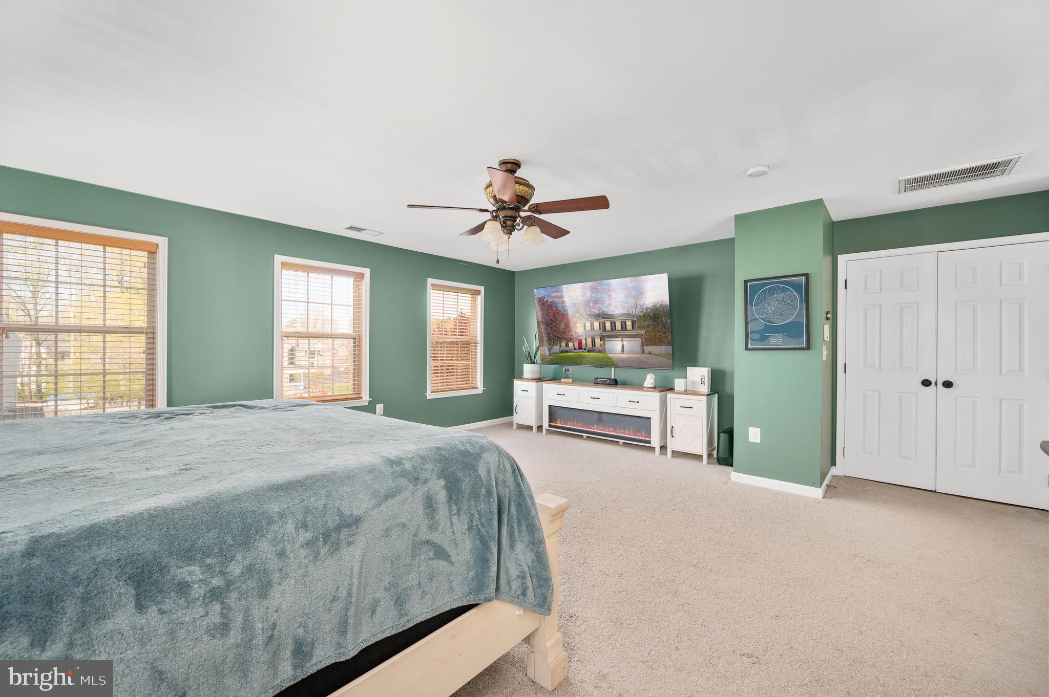 EDGEWOOD - Residential