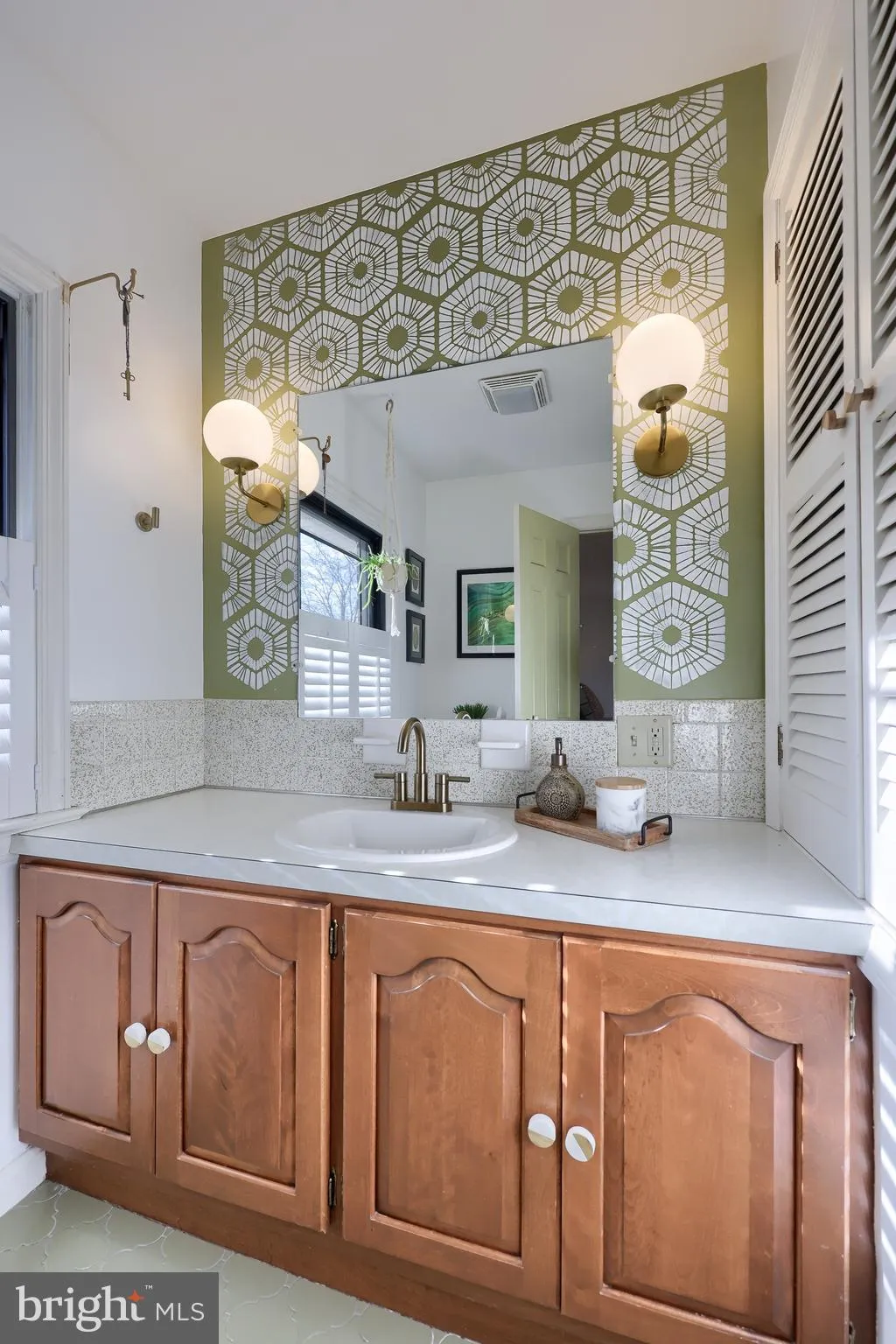 Lancaster, Pennsylvania 17601, United States, 4 Bedrooms Bedrooms, ,3 BathroomsBathrooms,Residential,Active,252824