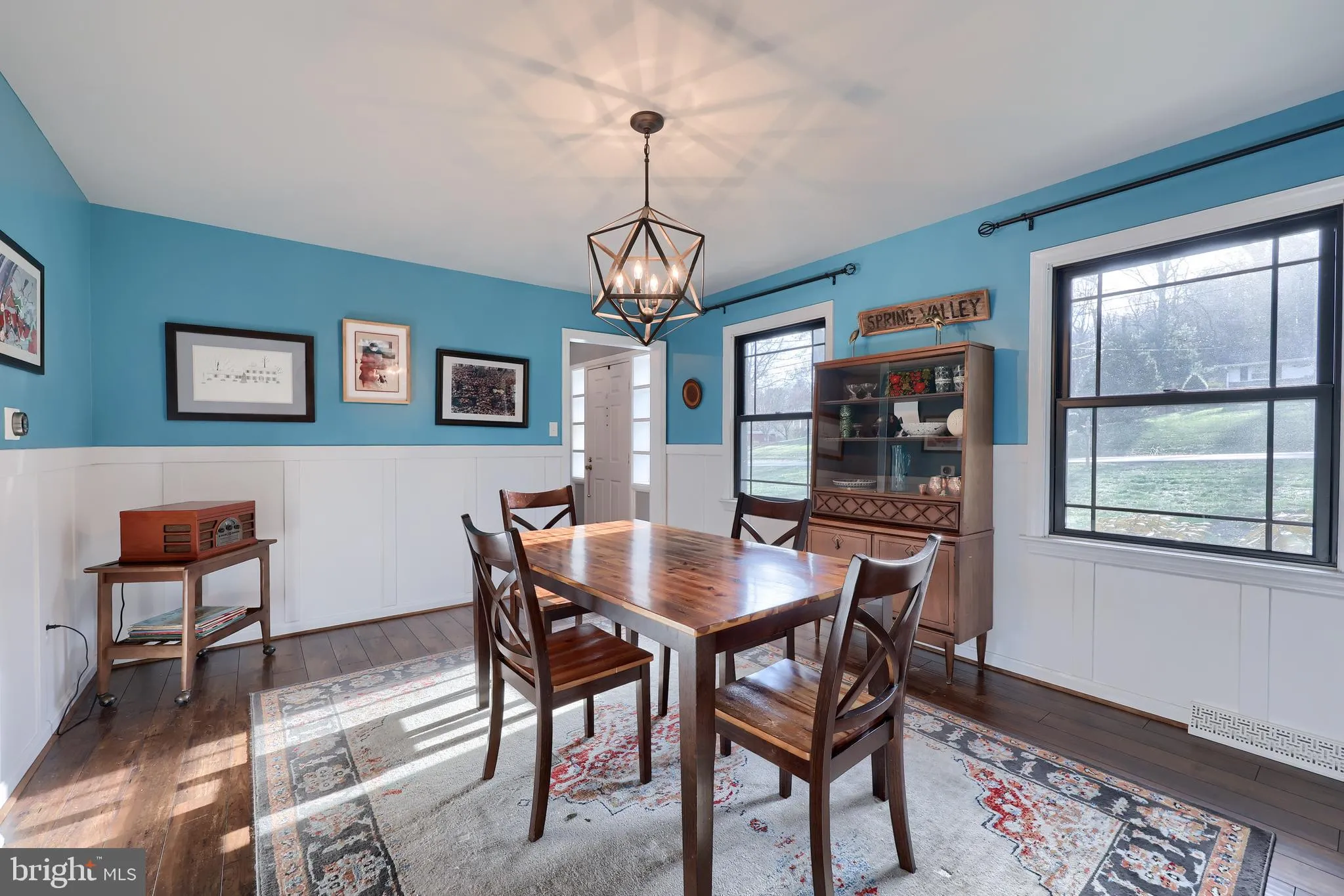 Lancaster, Pennsylvania 17601, United States, 4 Bedrooms Bedrooms, ,3 BathroomsBathrooms,Residential,Active,252824