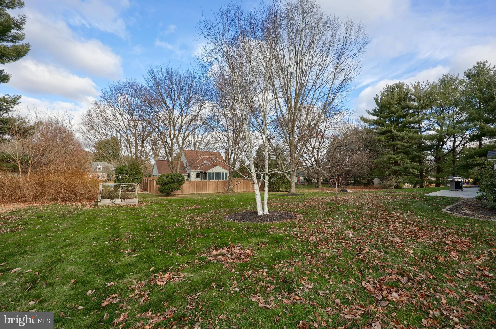 Lancaster, Pennsylvania 17601, United States, 4 Bedrooms Bedrooms, ,3 BathroomsBathrooms,Residential,Active,252824