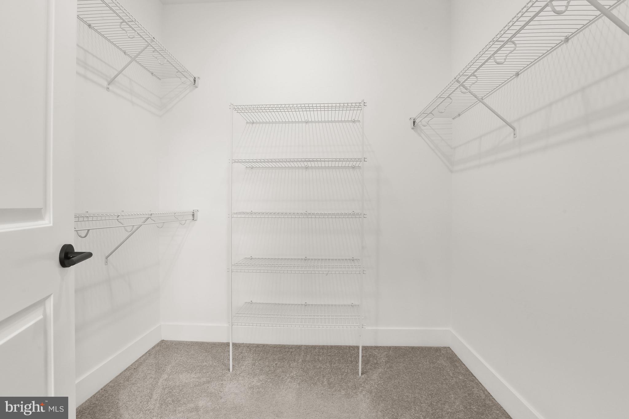 WINDSOR  MILL - Residential