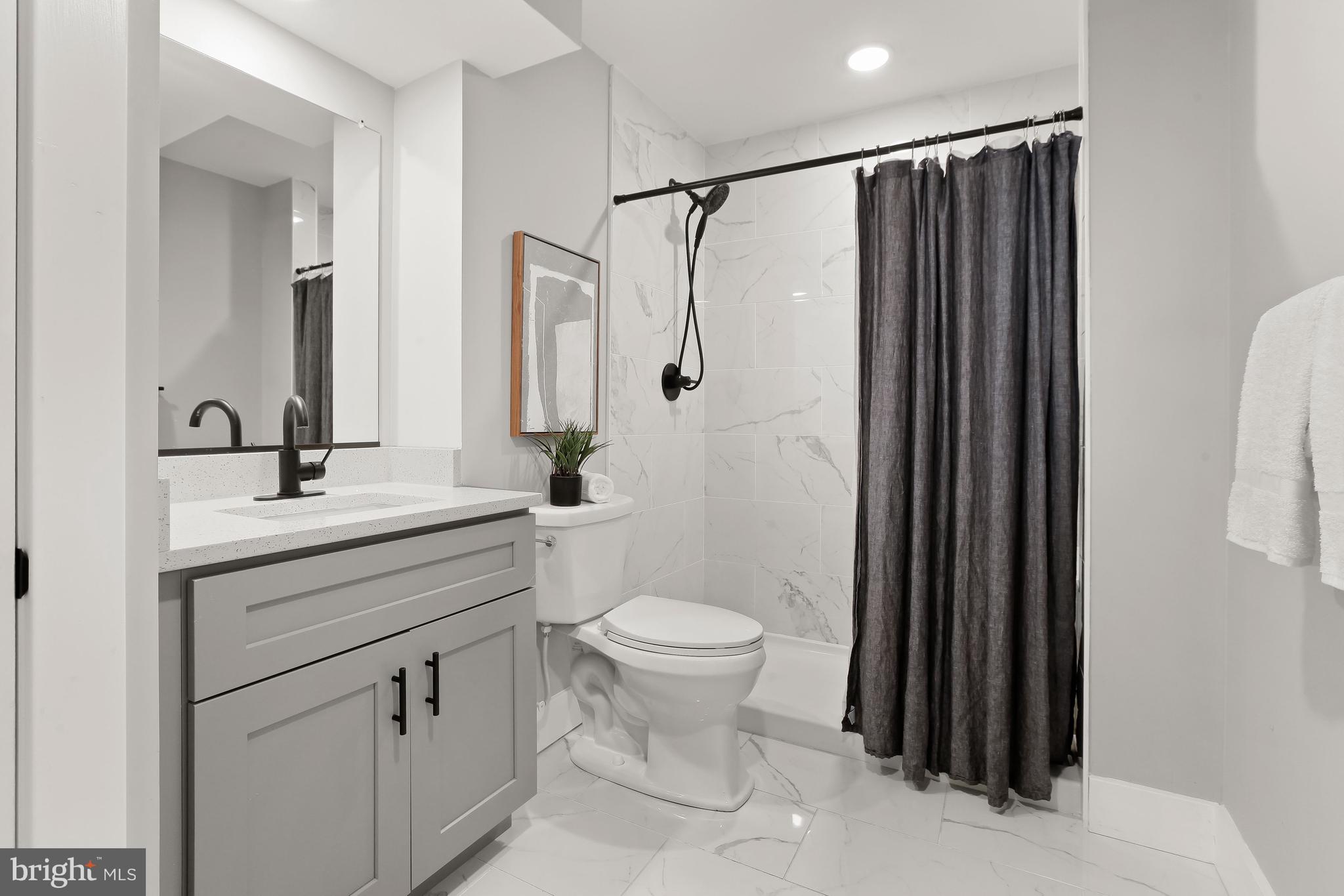 WINDSOR  MILL - Residential