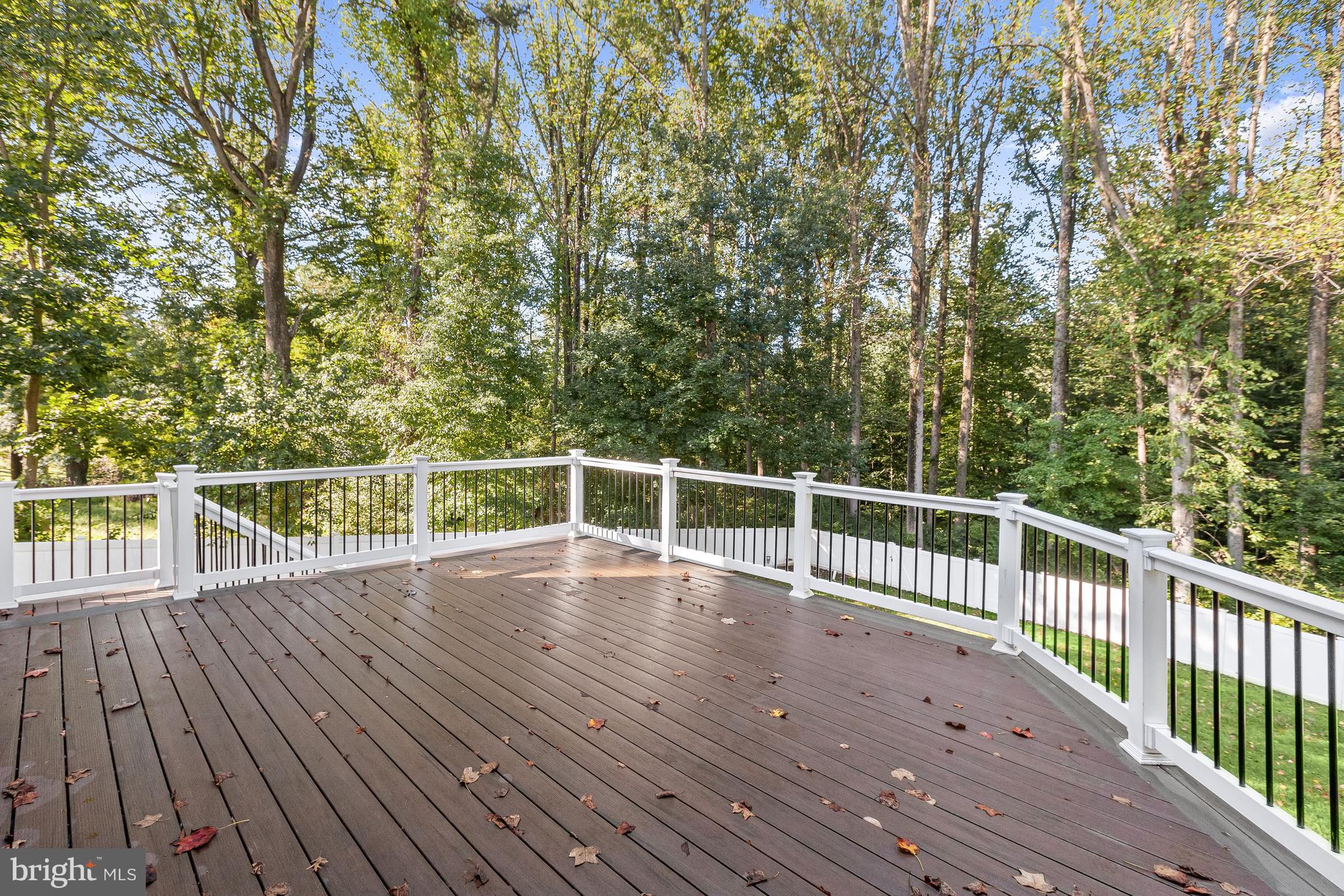 WINDSOR  MILL - Residential