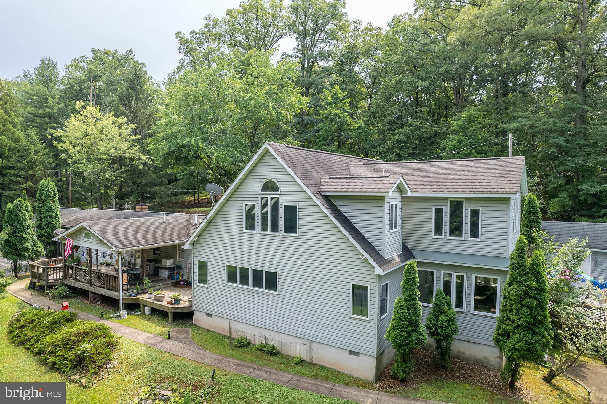 68 FARMS RIDGE LANE