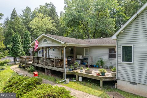 68 FARMS RIDGE LANE FRONT ROYAL VA 22630