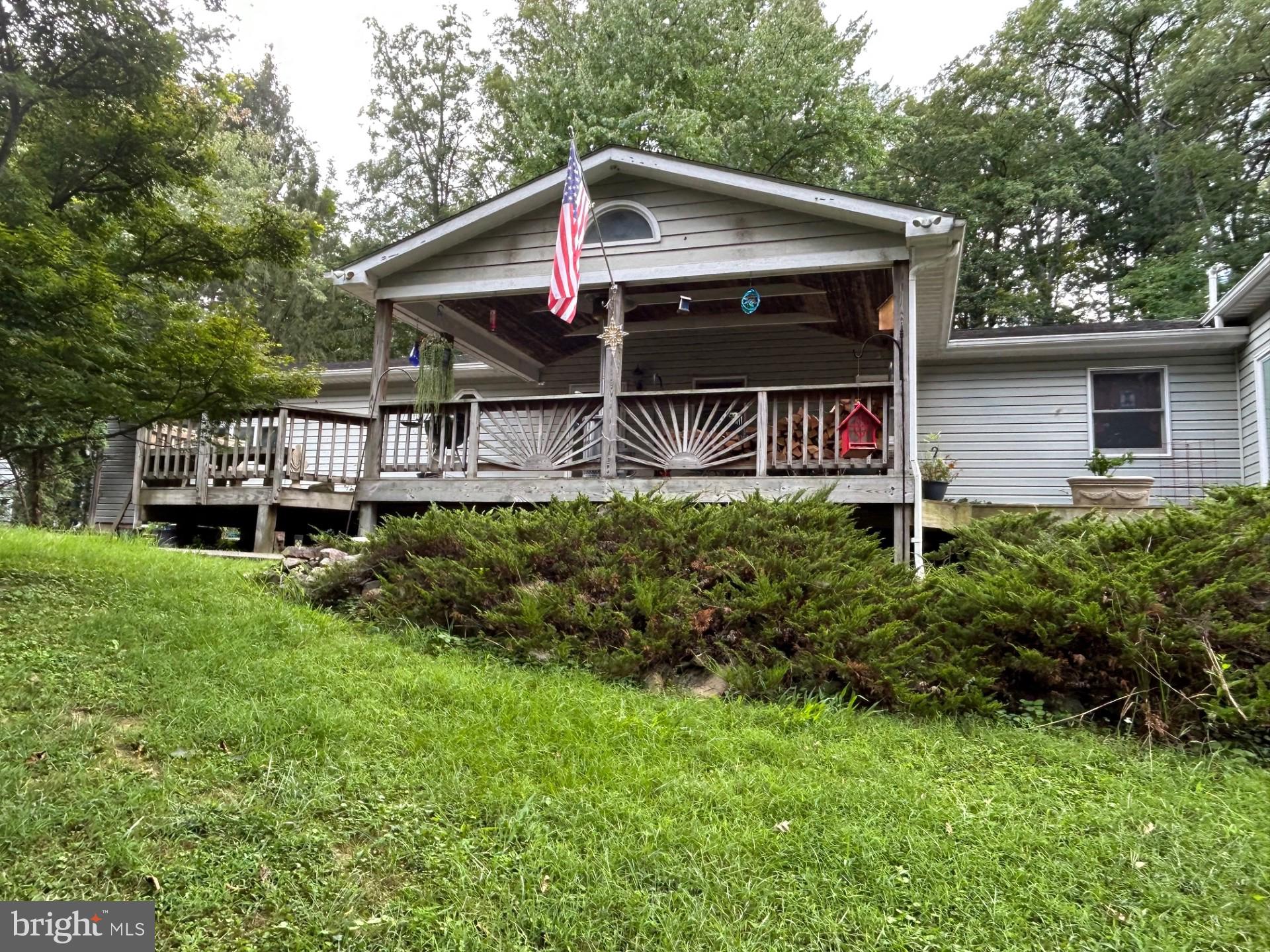 68 FARMS RIDGE LANE