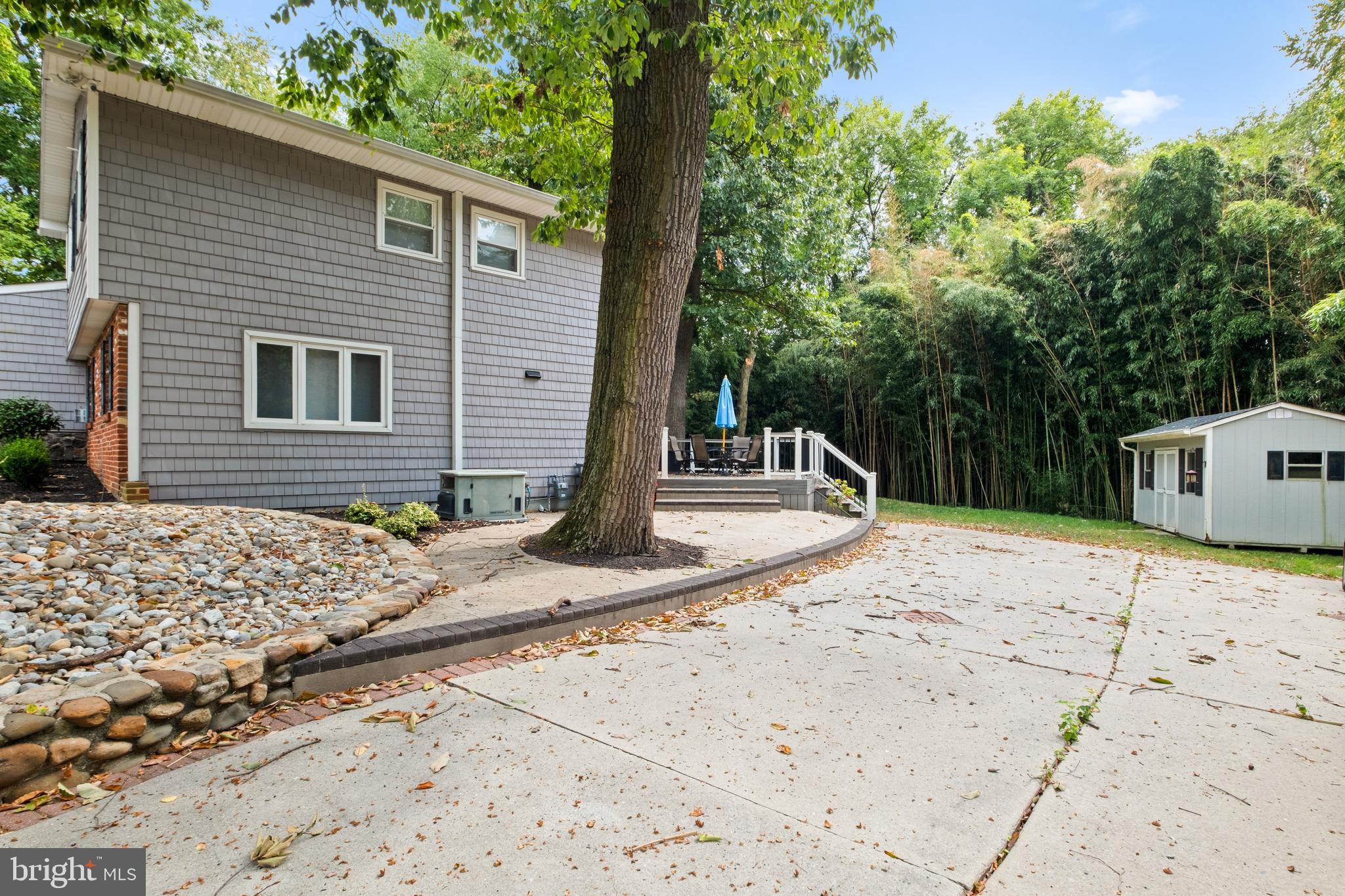 275 S PARK DRIVE