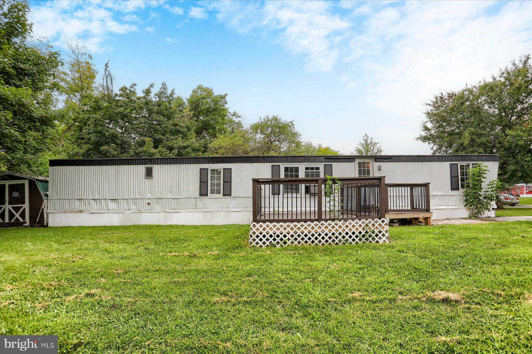 18 AMARA LANE