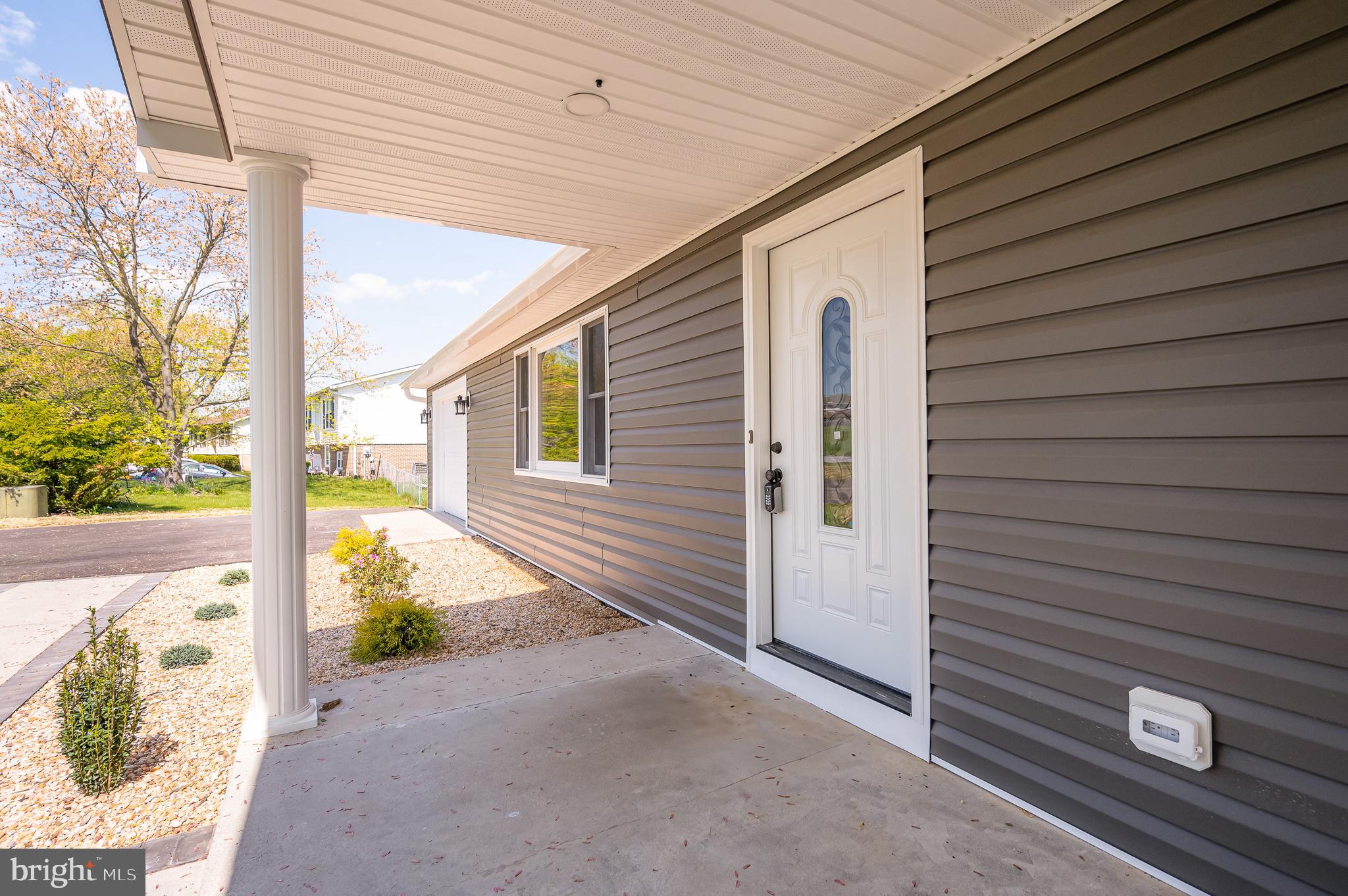 MOUNTAIN VIEW ACRES - Residential