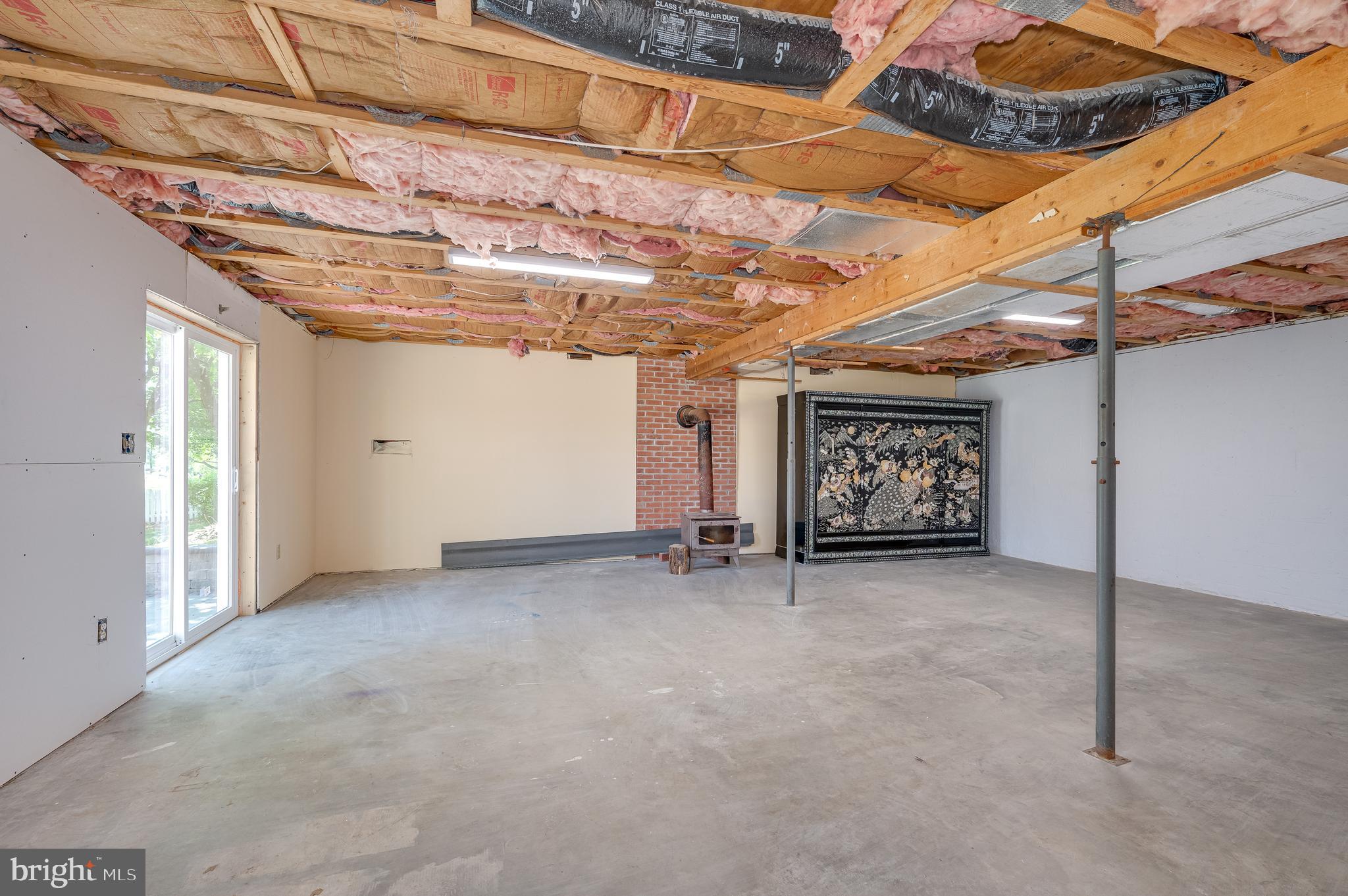 MOUNTAIN VIEW ACRES - Residential