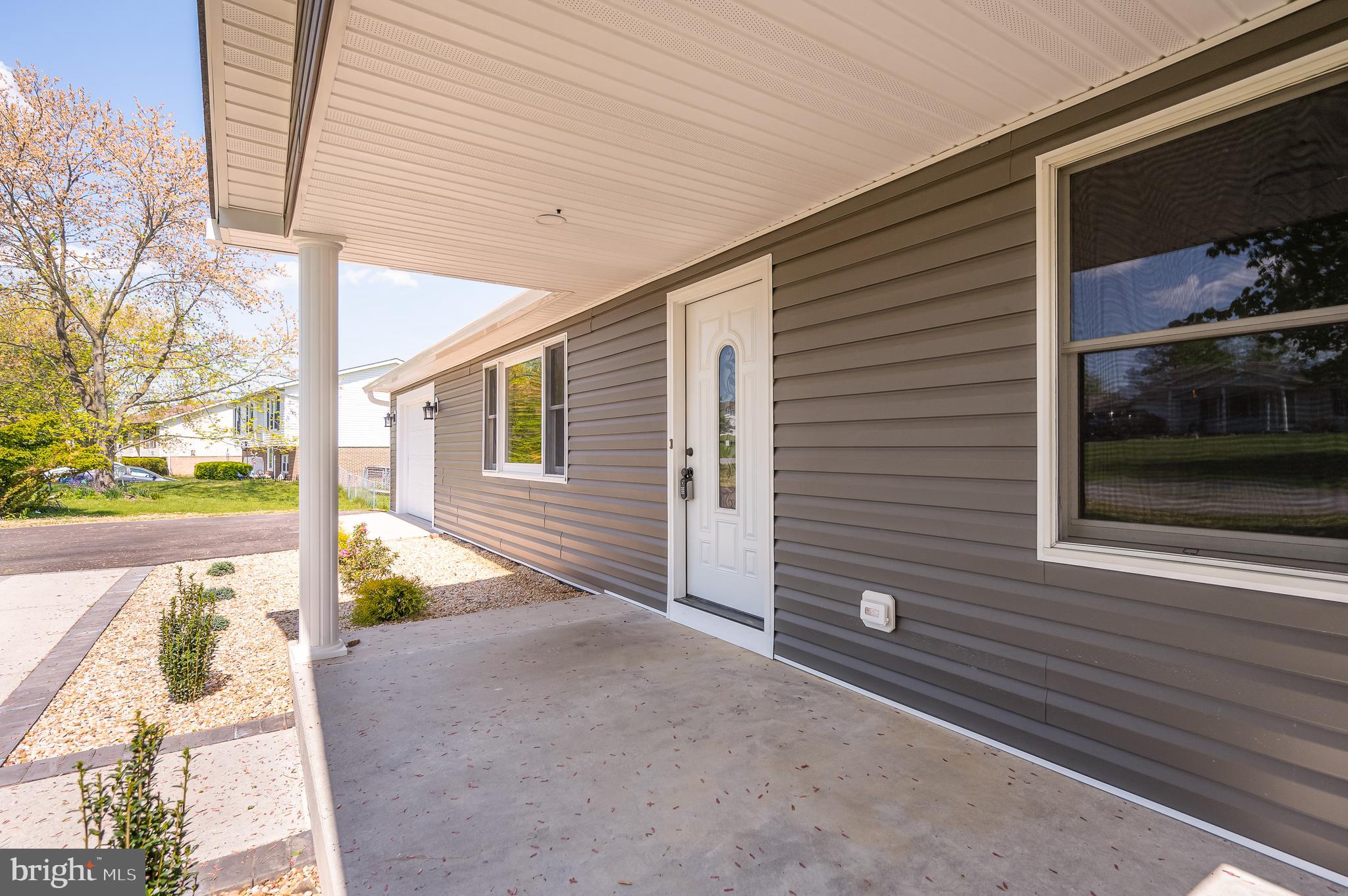 MOUNTAIN VIEW ACRES - Residential