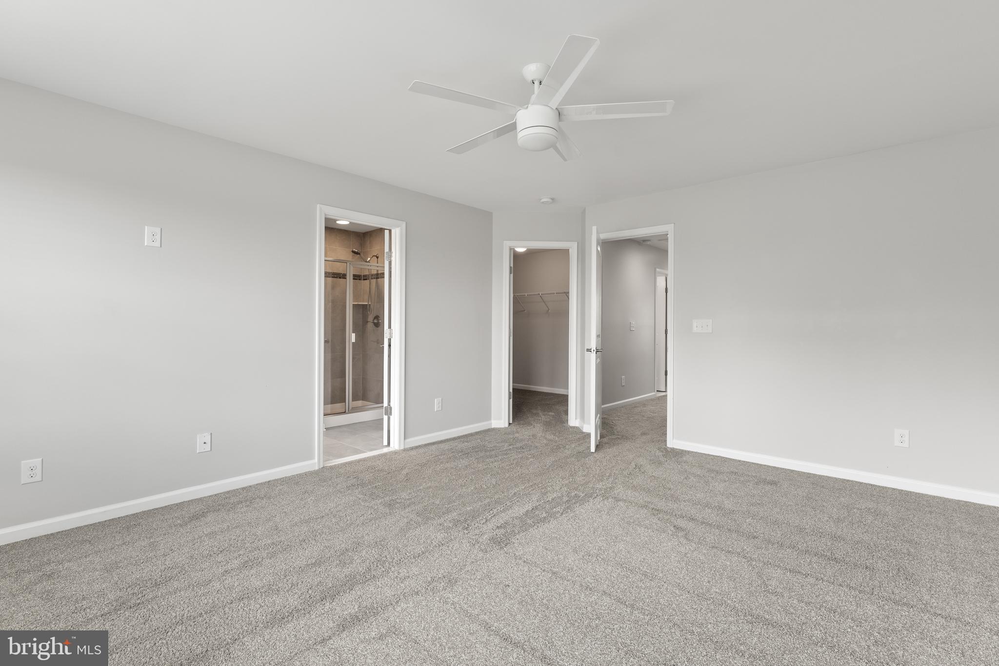 COWAN CROSSING - Residential