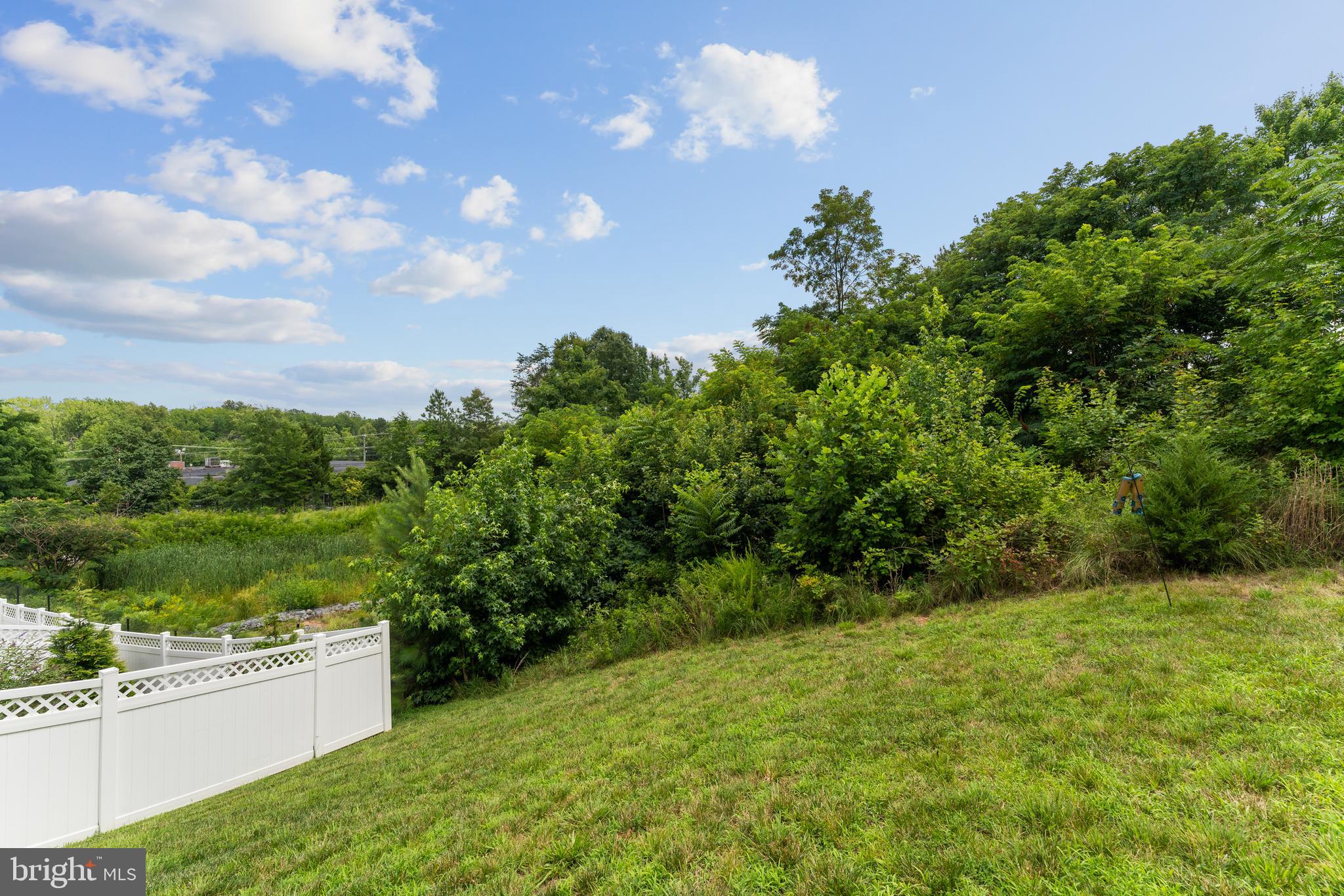 COWAN CROSSING - Residential