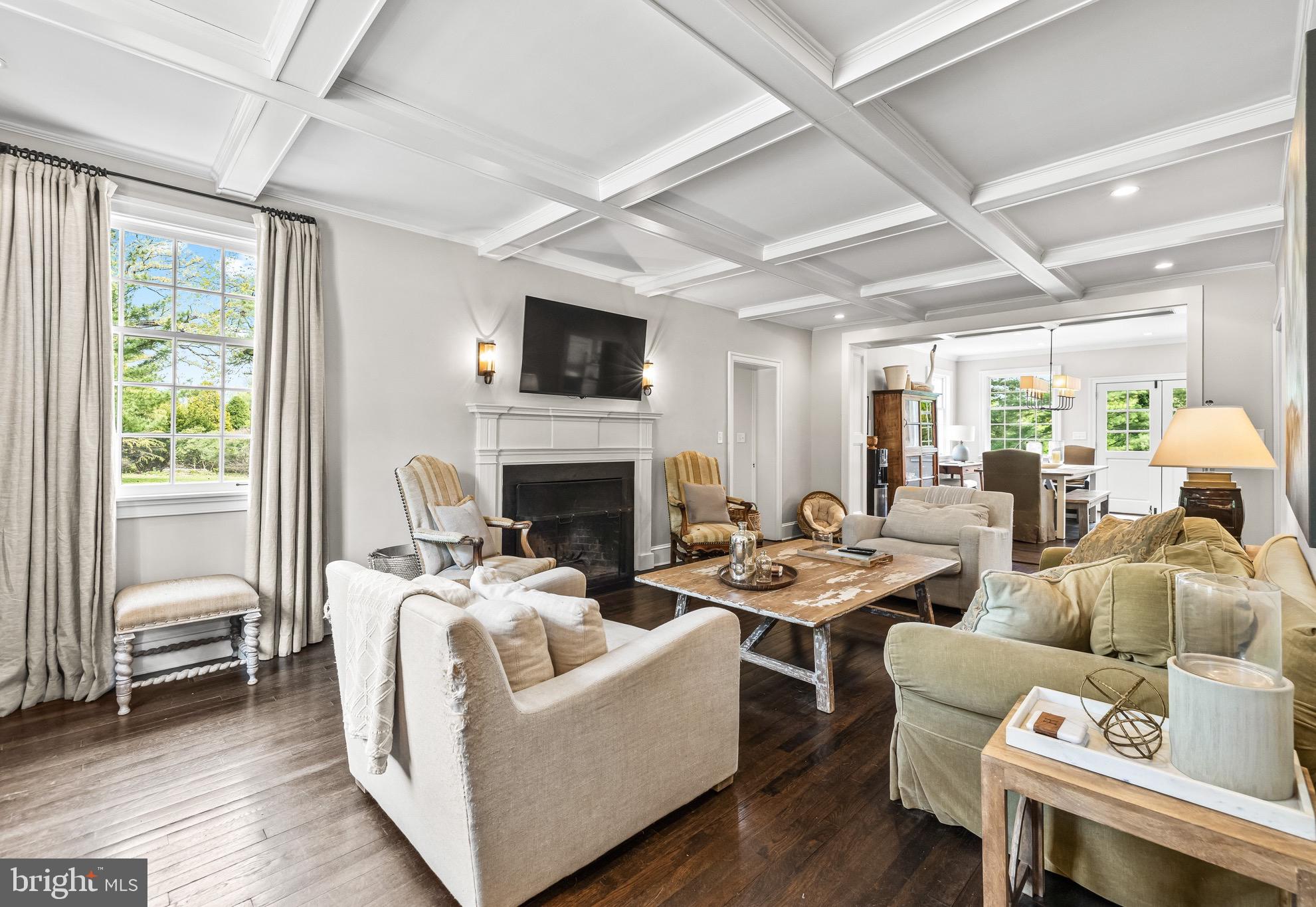 CAVES VALLEY - Residential