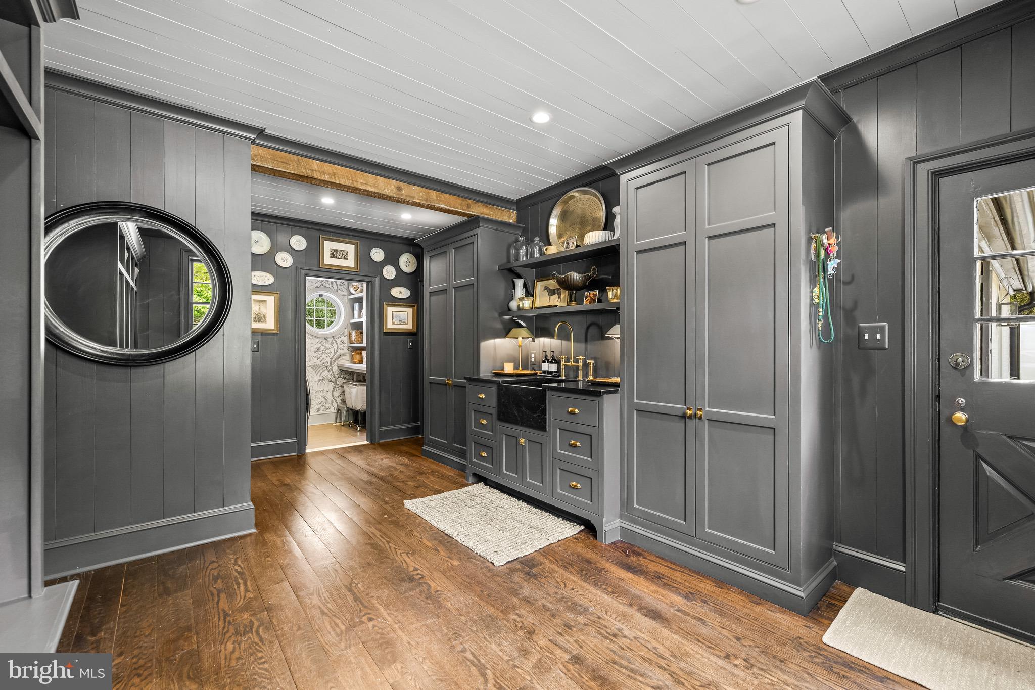 CAVES VALLEY - Residential