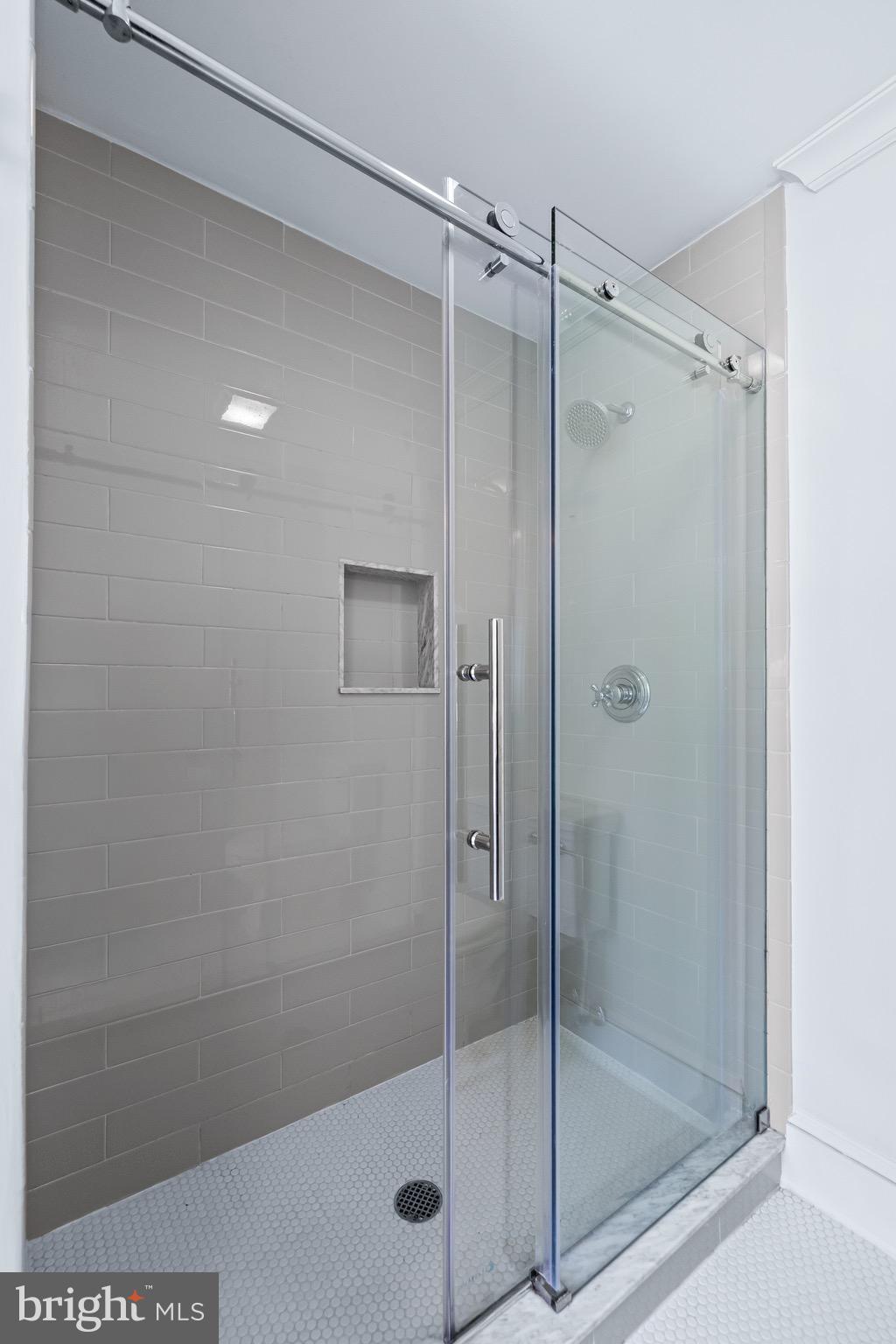 CAVES VALLEY - Residential