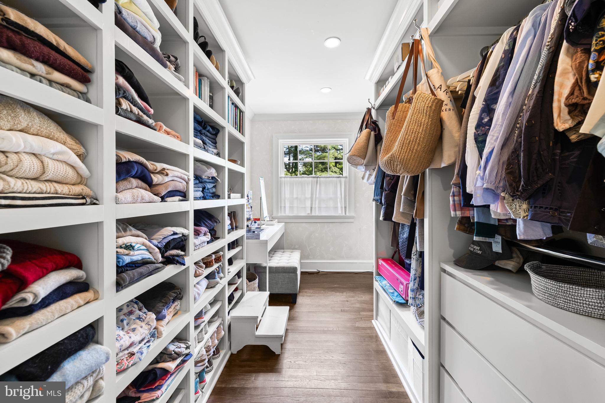 CAVES VALLEY - Residential