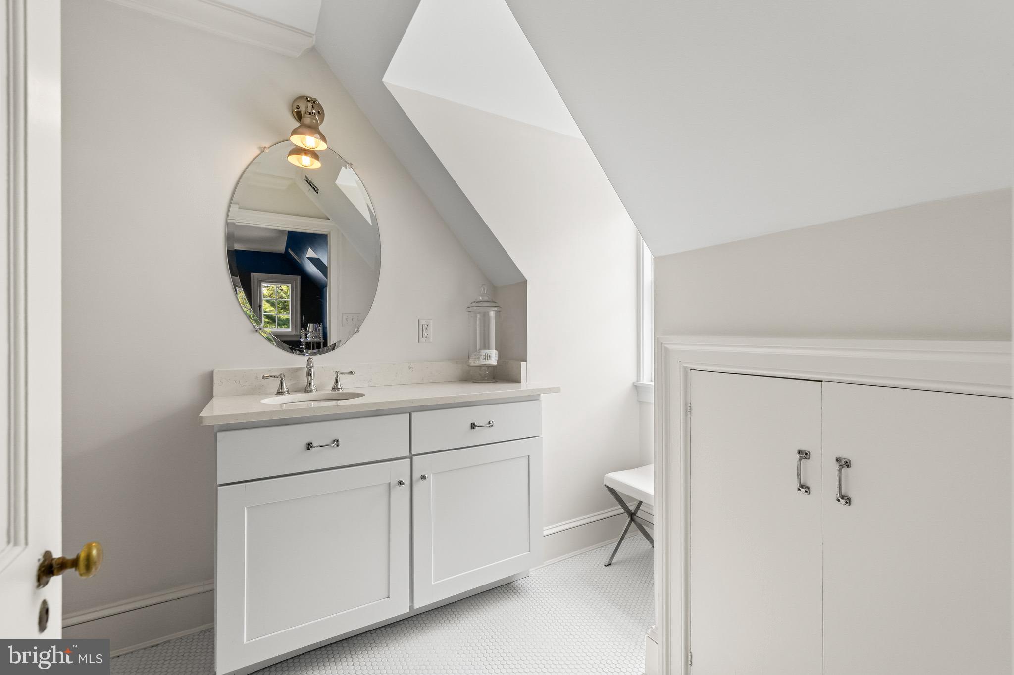 CAVES VALLEY - Residential